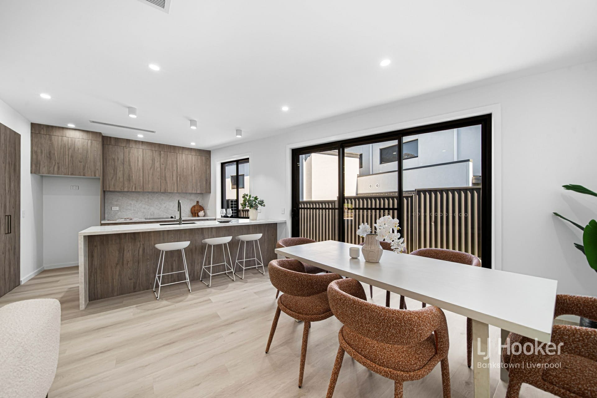 30B Jack O'Sullivan Road, Moorebank, Moorebank - Thumbnail 2