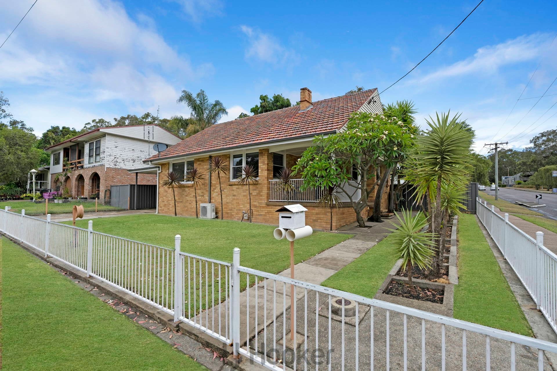 14 Laycock Street, Carey Bay, Carey Bay - Thumbnail 3