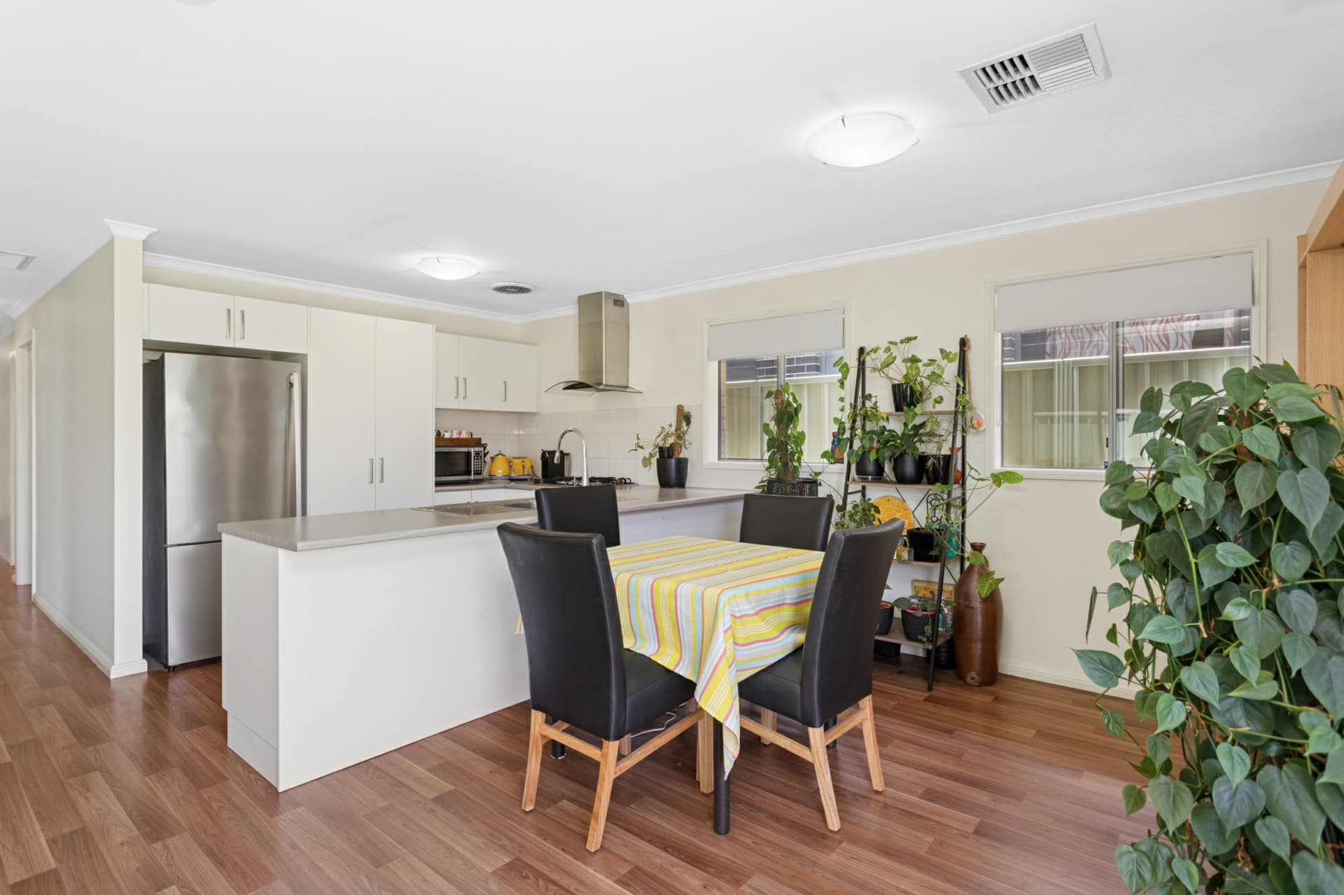 4 Red Gum Court, Parafield Gardens, Parafield Gardens - Thumbnail 2