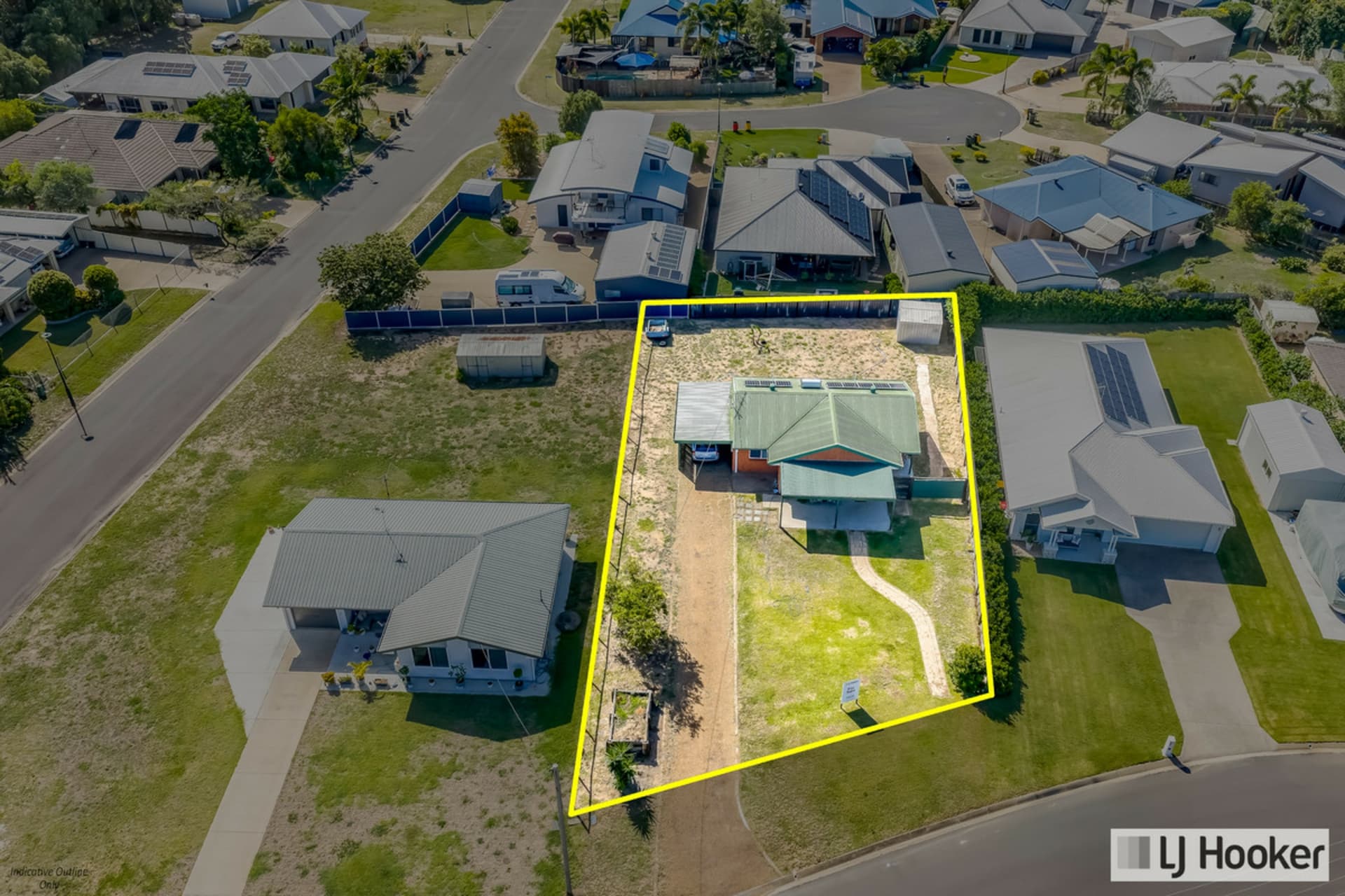 6 Alexander Drive, Moore Park Beach, Moore Park Beach - Thumbnail 2