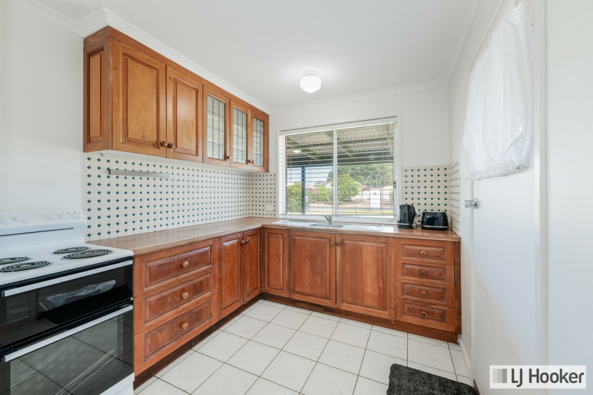 6 Alexander Drive, Moore Park Beach, Moore Park Beach - Thumbnail 5
