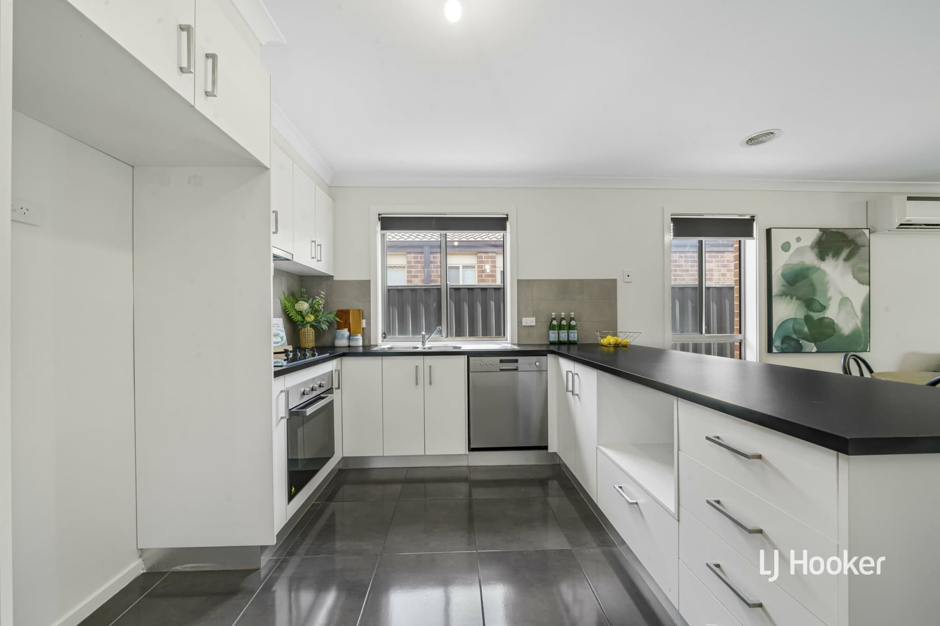 70 Chapman Drive, Wyndham Vale, Wyndham Vale - Thumbnail 7
