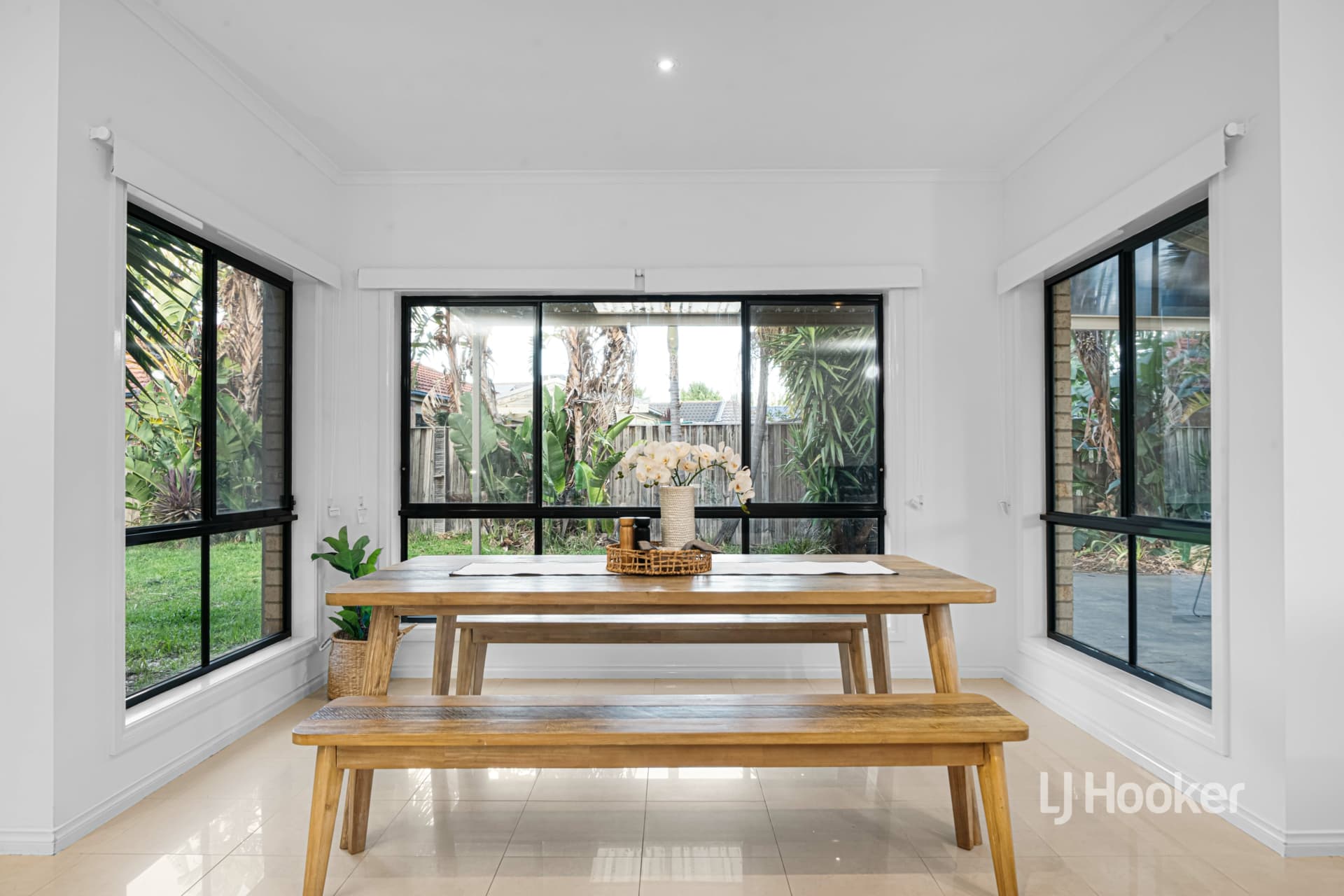 17 Siracusa Avenue, Point Cook, Point Cook - Thumbnail 6