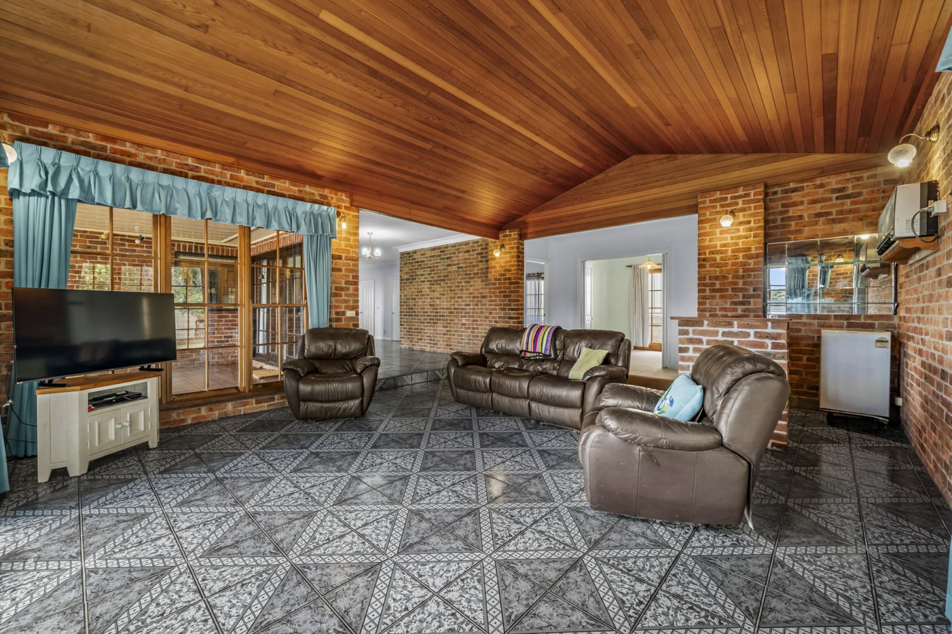 1 Christine Close, Rutherford, Rutherford - Thumbnail 8
