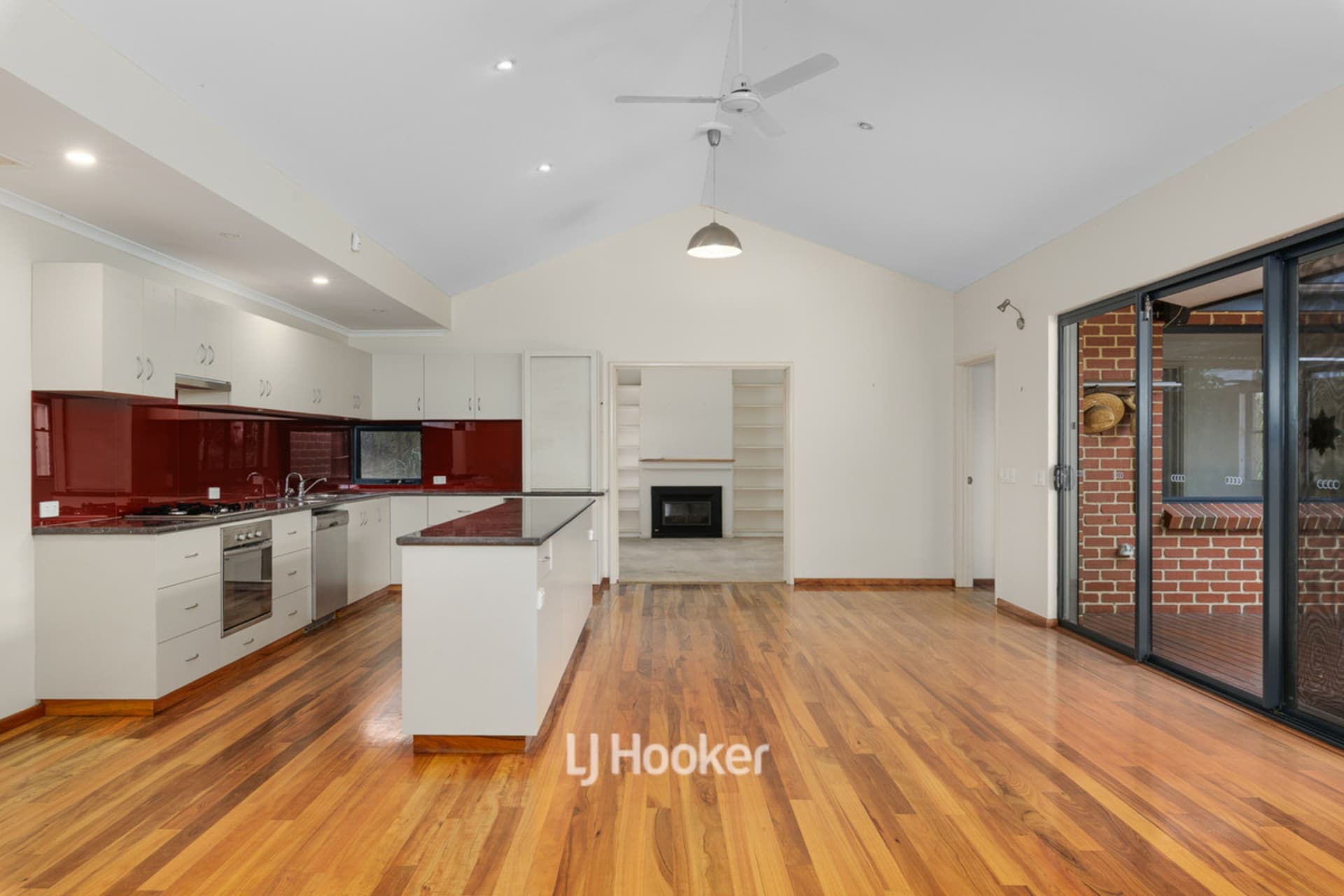 7 Coen Close, Millbridge, Millbridge - Thumbnail 4
