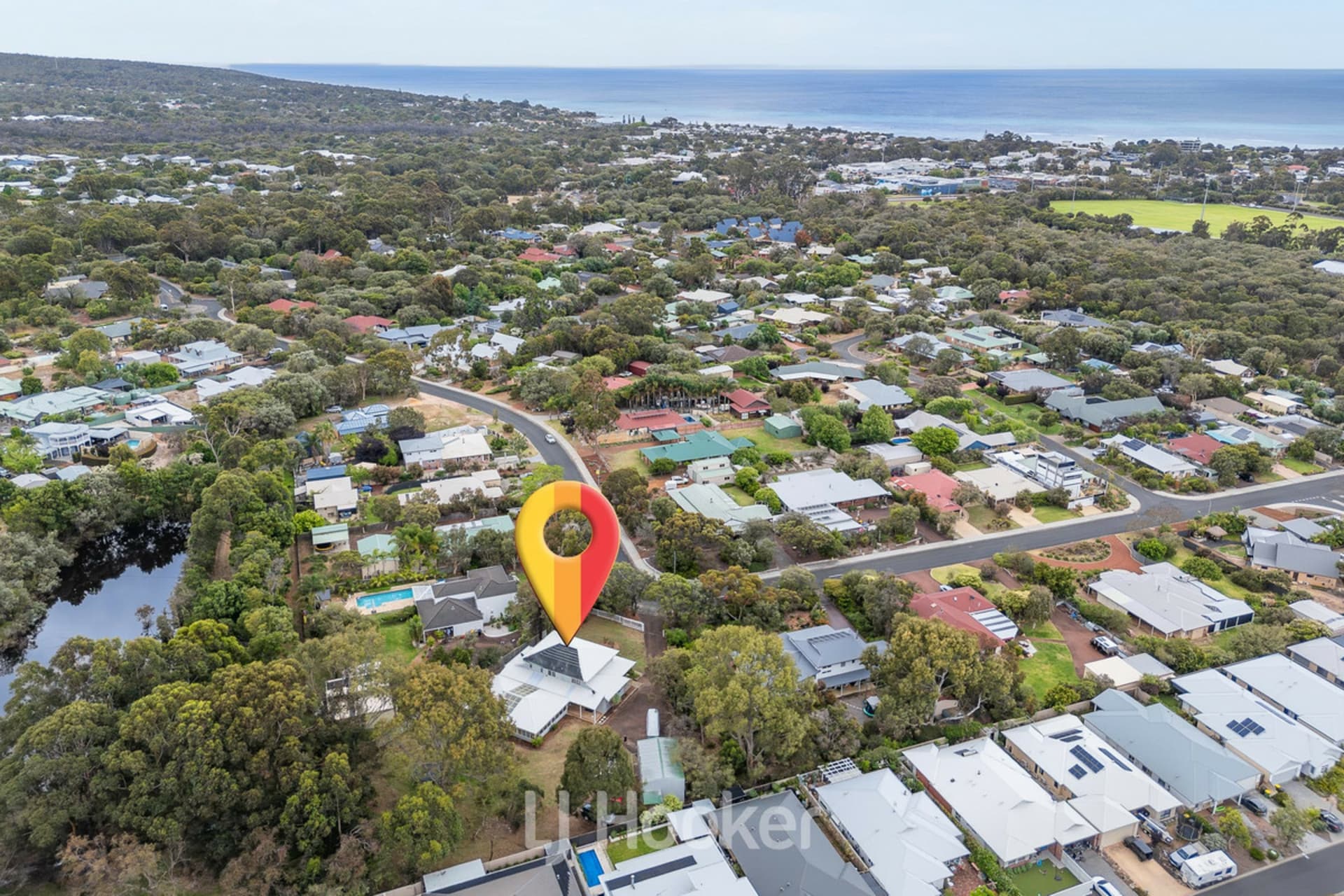 19 Windlemere Drive, Dunsborough, Dunsborough - Thumbnail 2