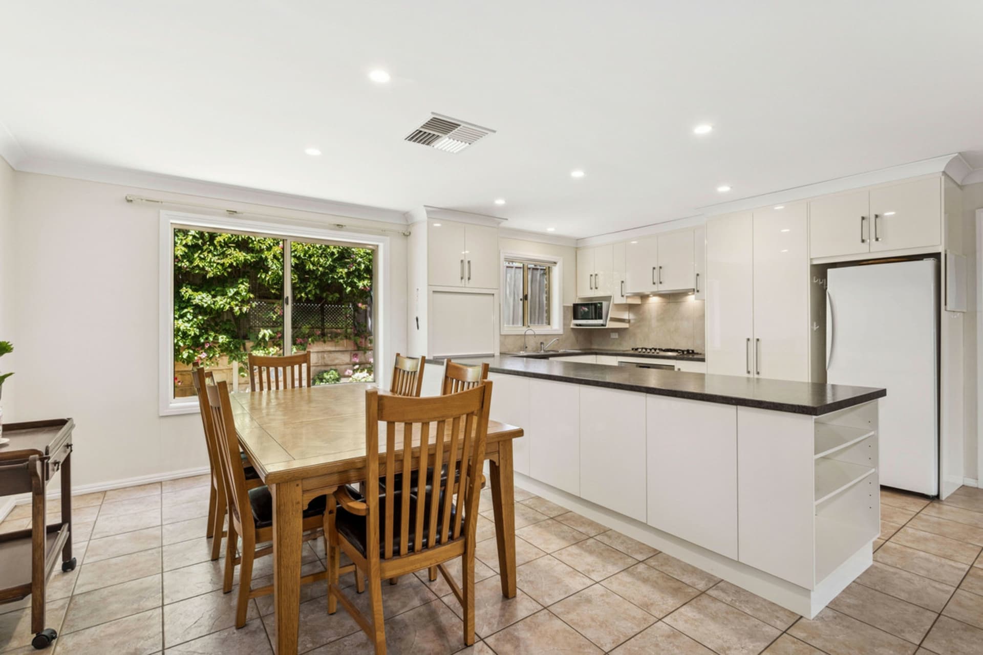4 Emperor Avenue, Golden Grove, Golden Grove - Thumbnail 5