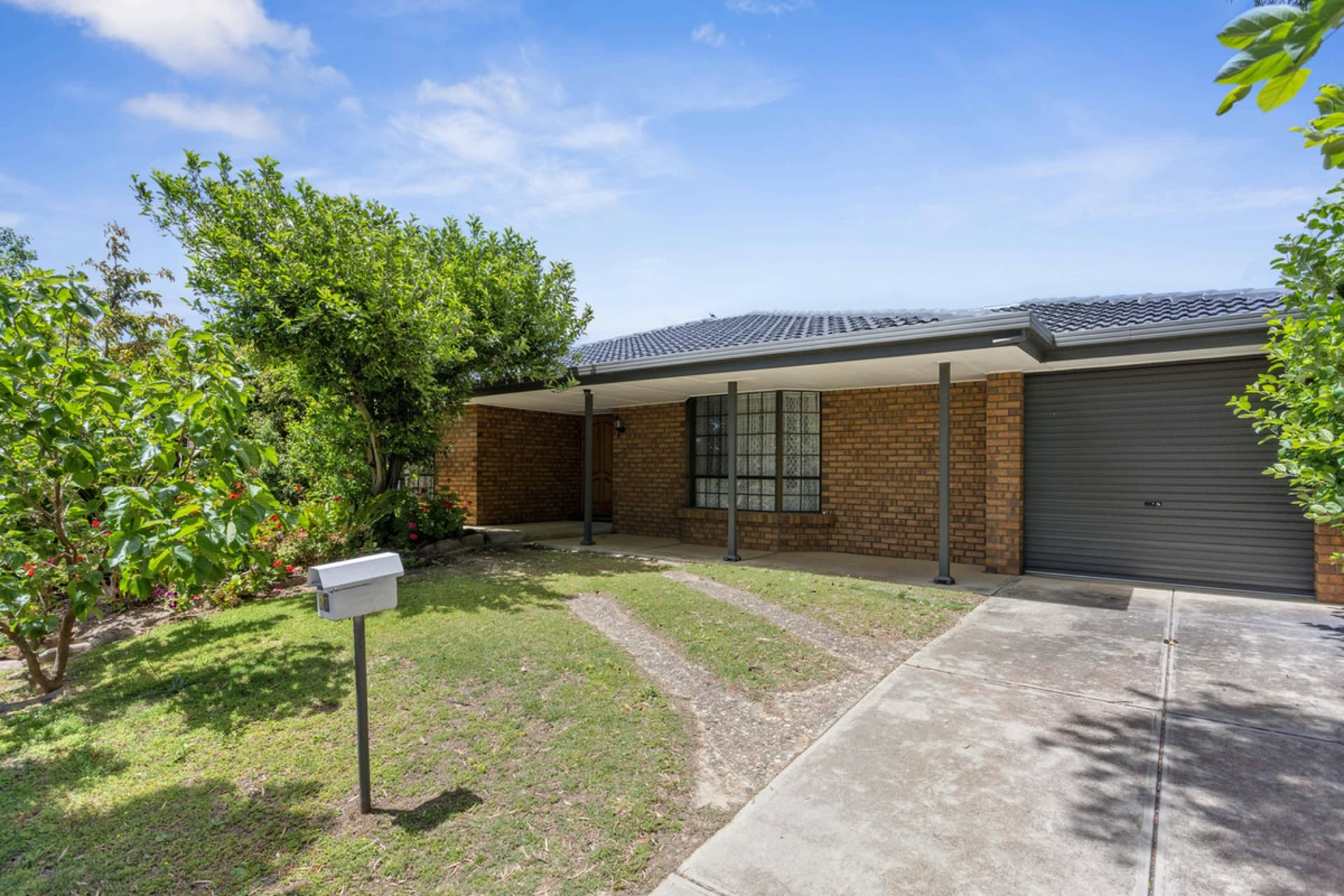 27 La Perouse Crescent, Fairview Park, Fairview Park - Thumbnail 2