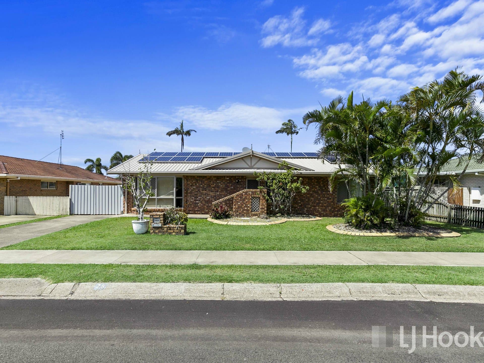 25 Moolyyir Street, Urangan, Urangan - Thumbnail 2