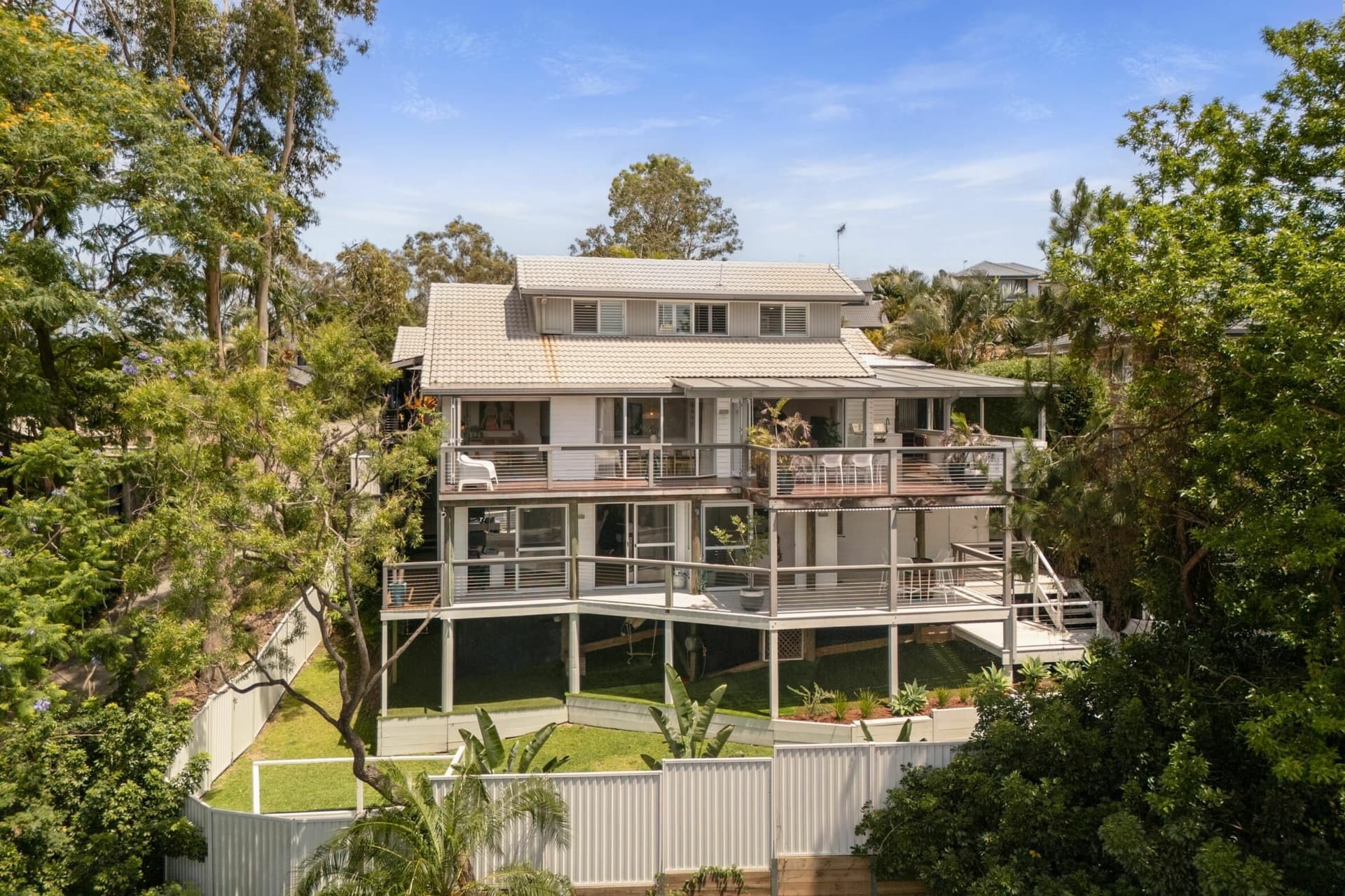 4 Jarrahdale Drive, Elanora, Elanora - Thumbnail 2