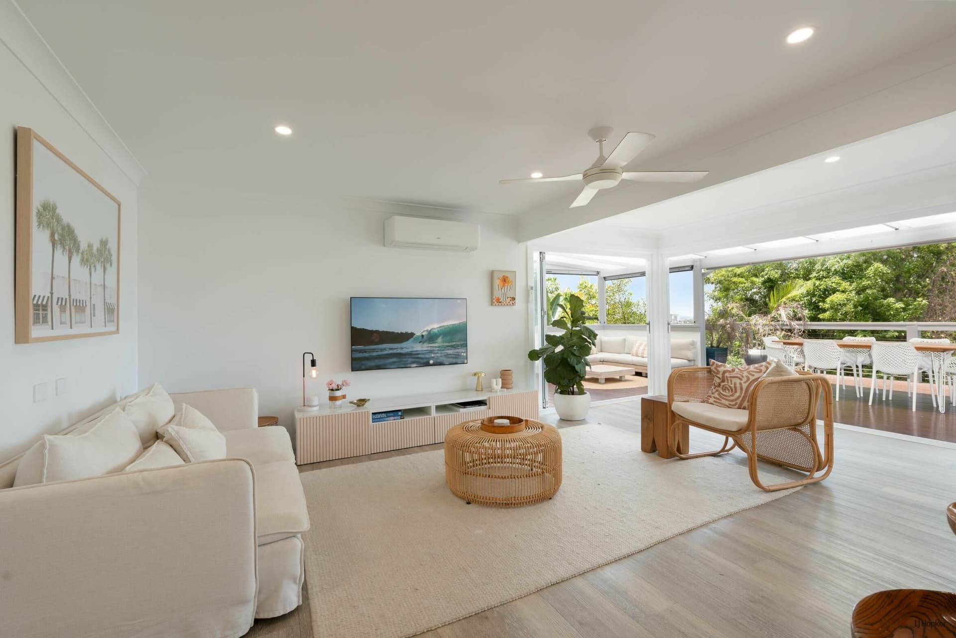 4 Jarrahdale Drive, Elanora, Elanora - Thumbnail 3