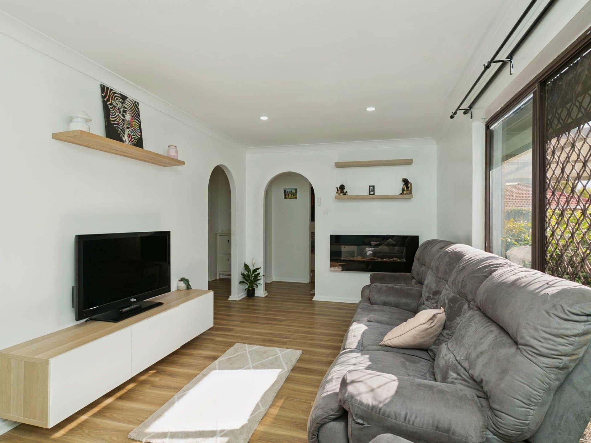 21 Tollington Park Road, Kelmscott, Kelmscott - Thumbnail 3