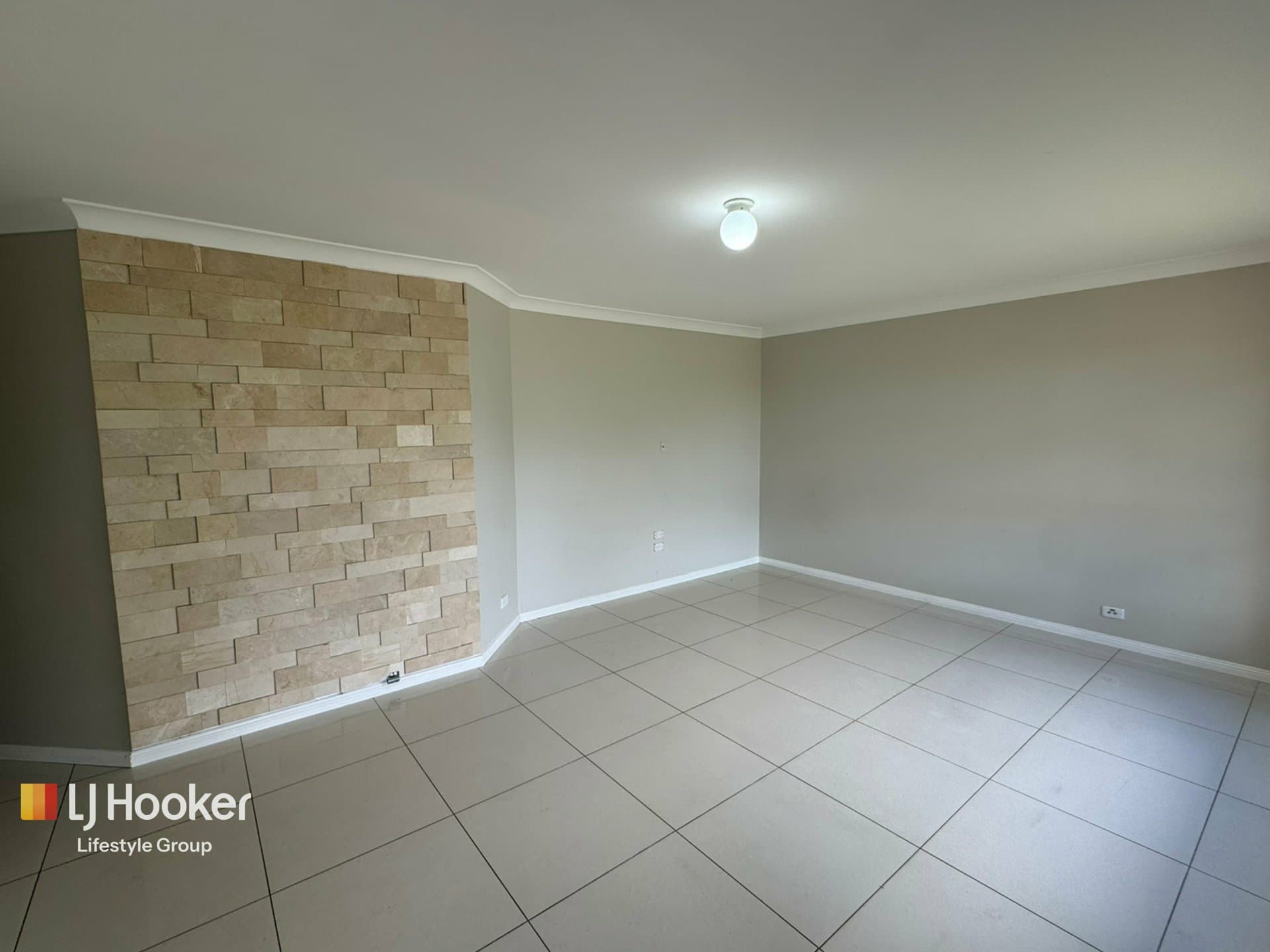16 Denbigh Place, Harrington Park, Harrington Park - Thumbnail 3