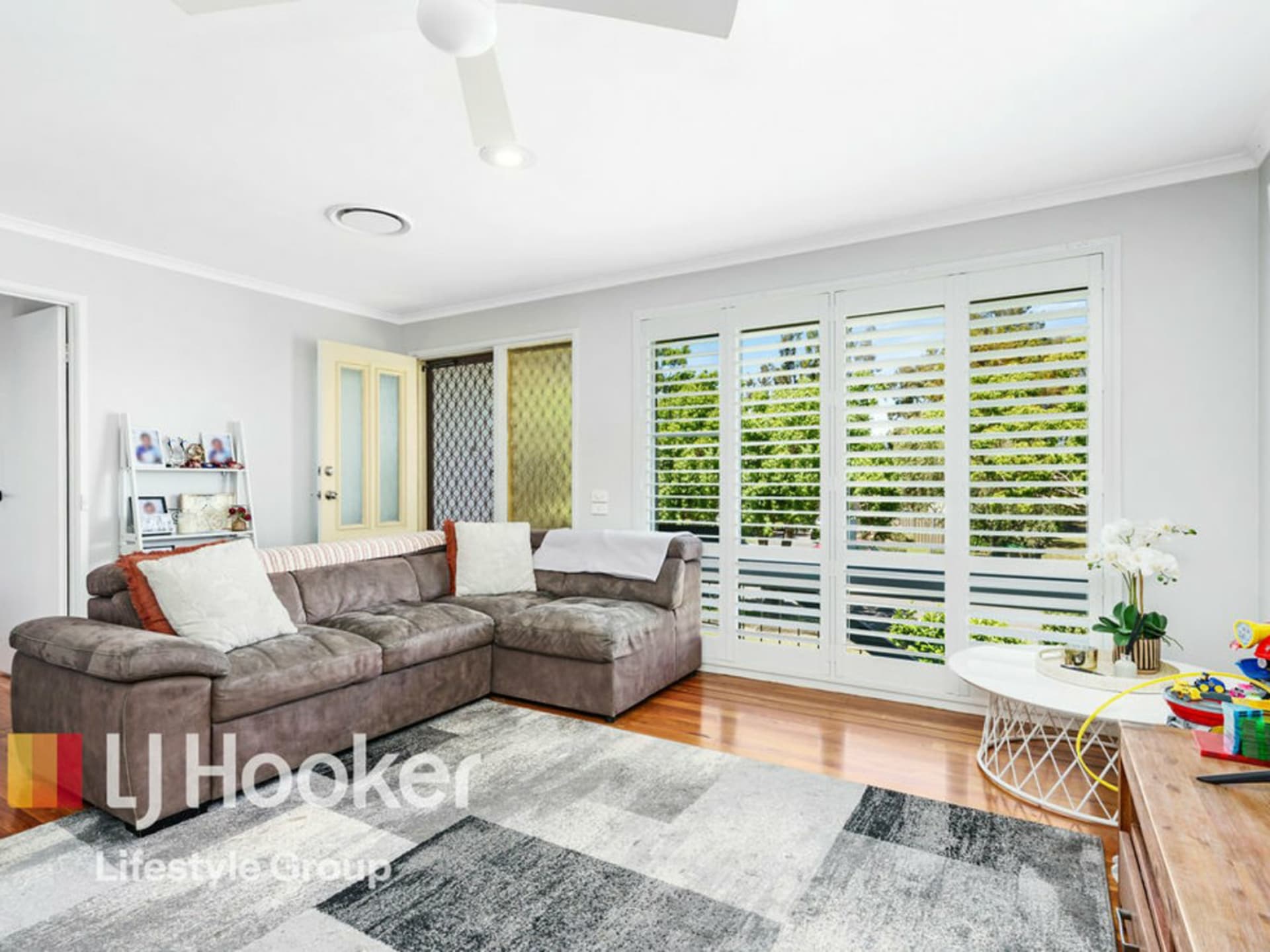 21 Edward Street, The Oaks, The Oaks - Thumbnail 3