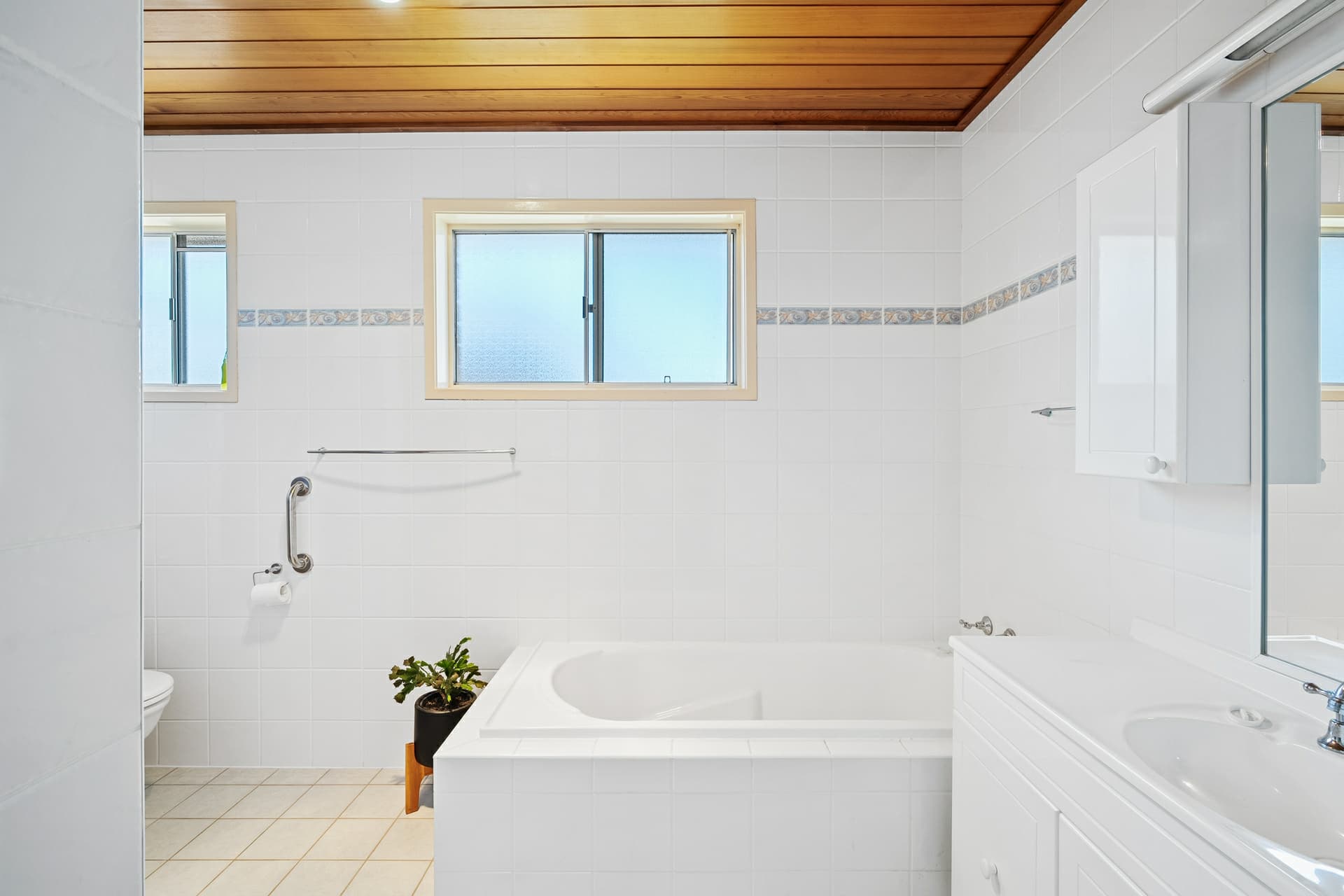 33 Yeramba Crescent, Terrigal, Terrigal - Thumbnail 6