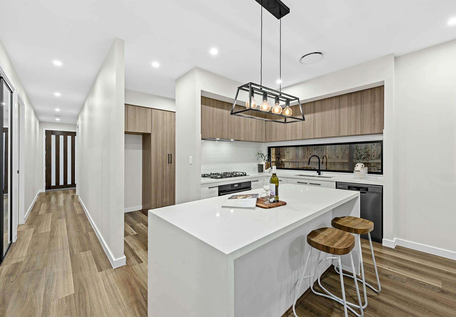 44 Walker Street, Park Ridge, Park Ridge - Thumbnail 5