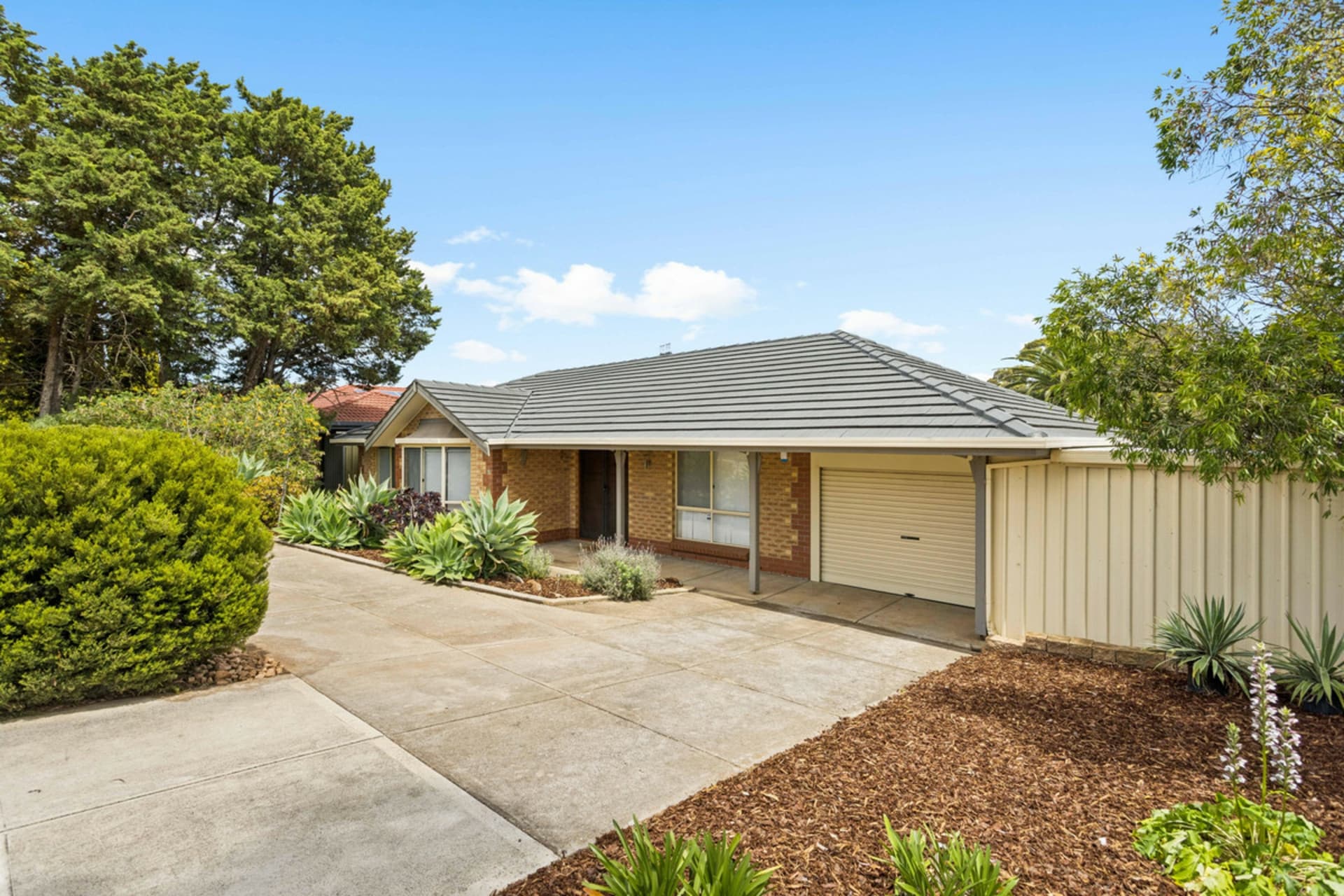 49 Perre Drive, Craigmore, Craigmore - Image 1