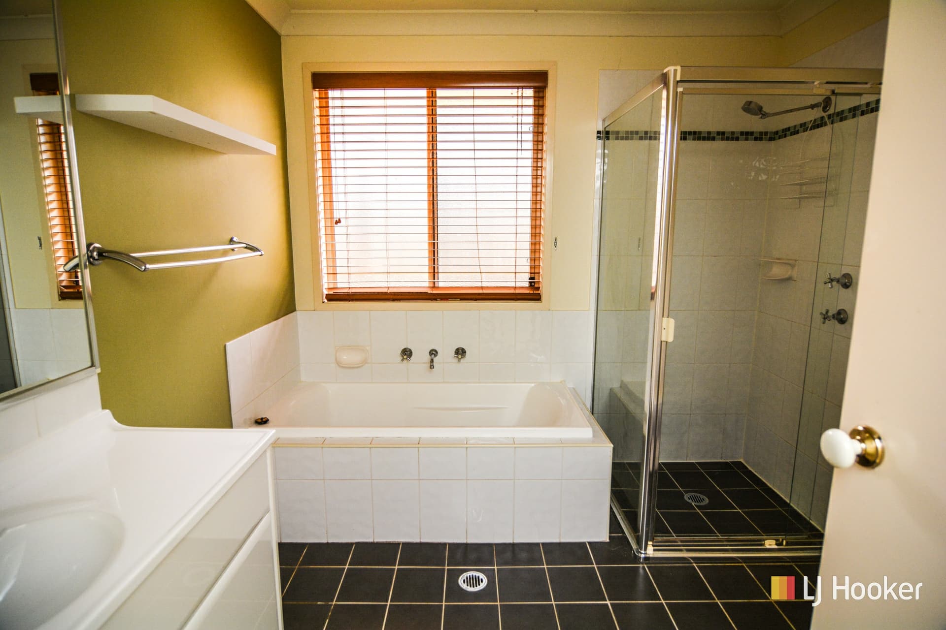 18 Robertson Street, Lithgow, Bowenfels - Thumbnail 3