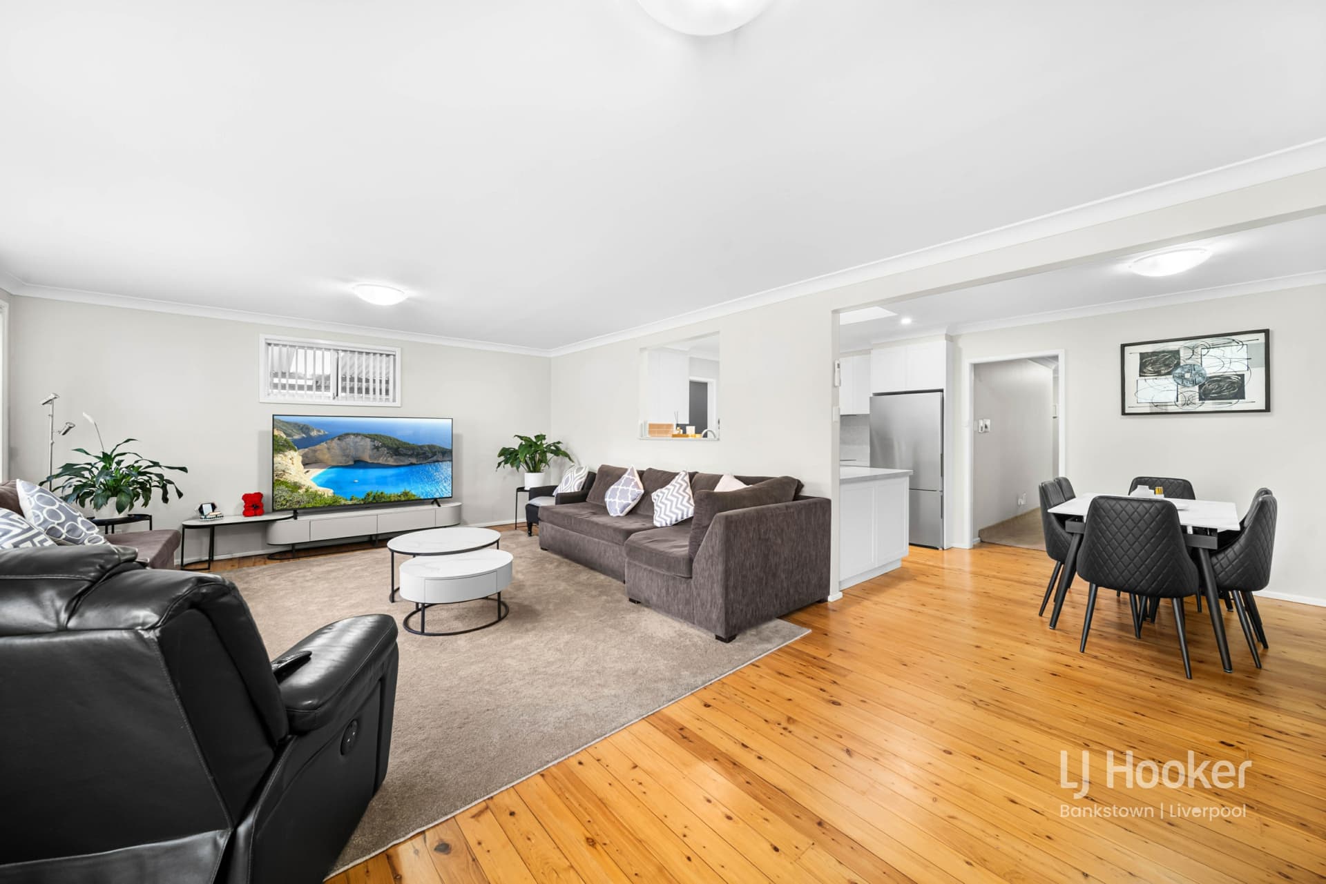 64 Clyde Avenue, Moorebank, Moorebank - Thumbnail 4