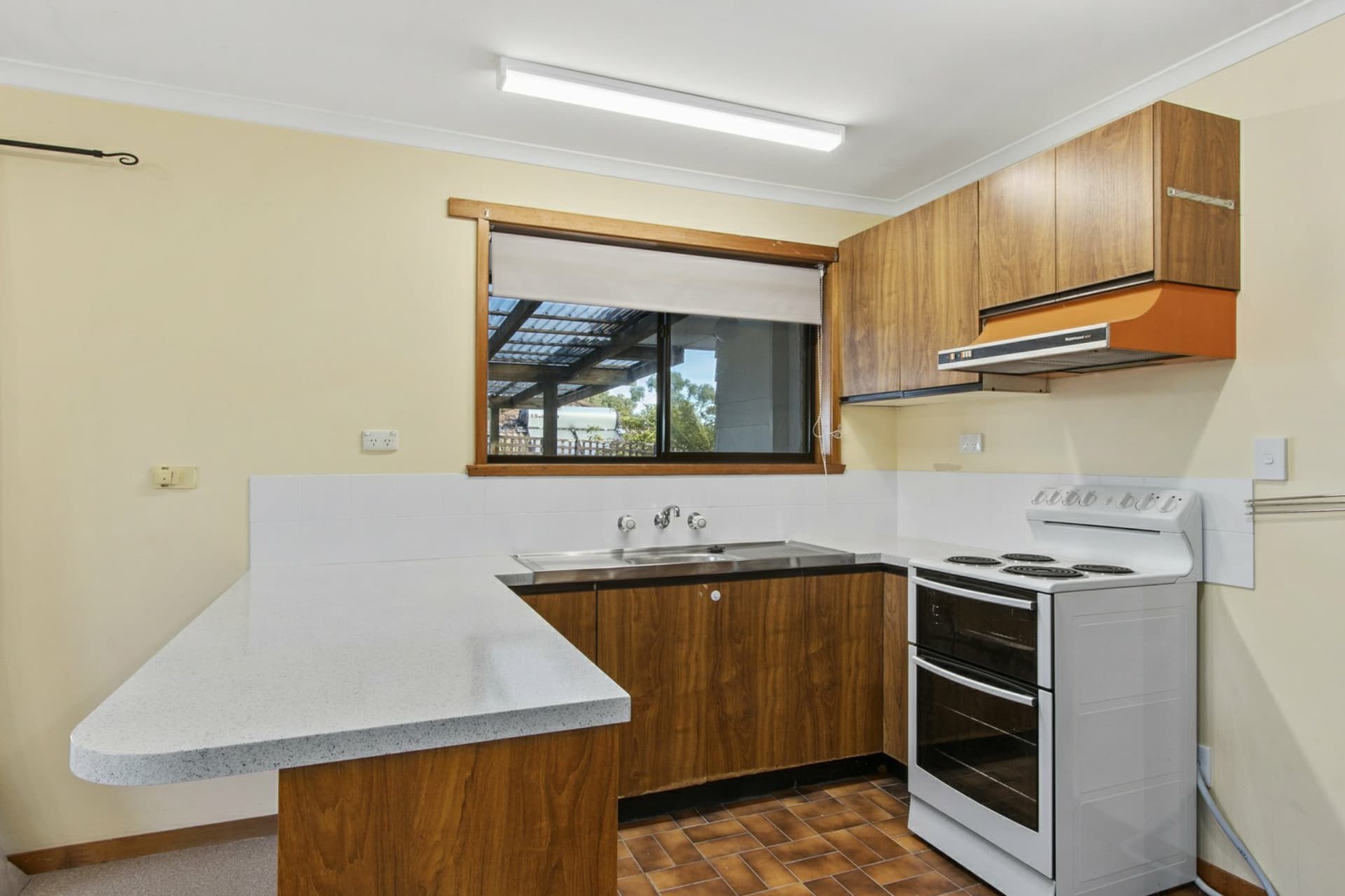 37 Ash Drive, Kingston, Kingston - Thumbnail 4