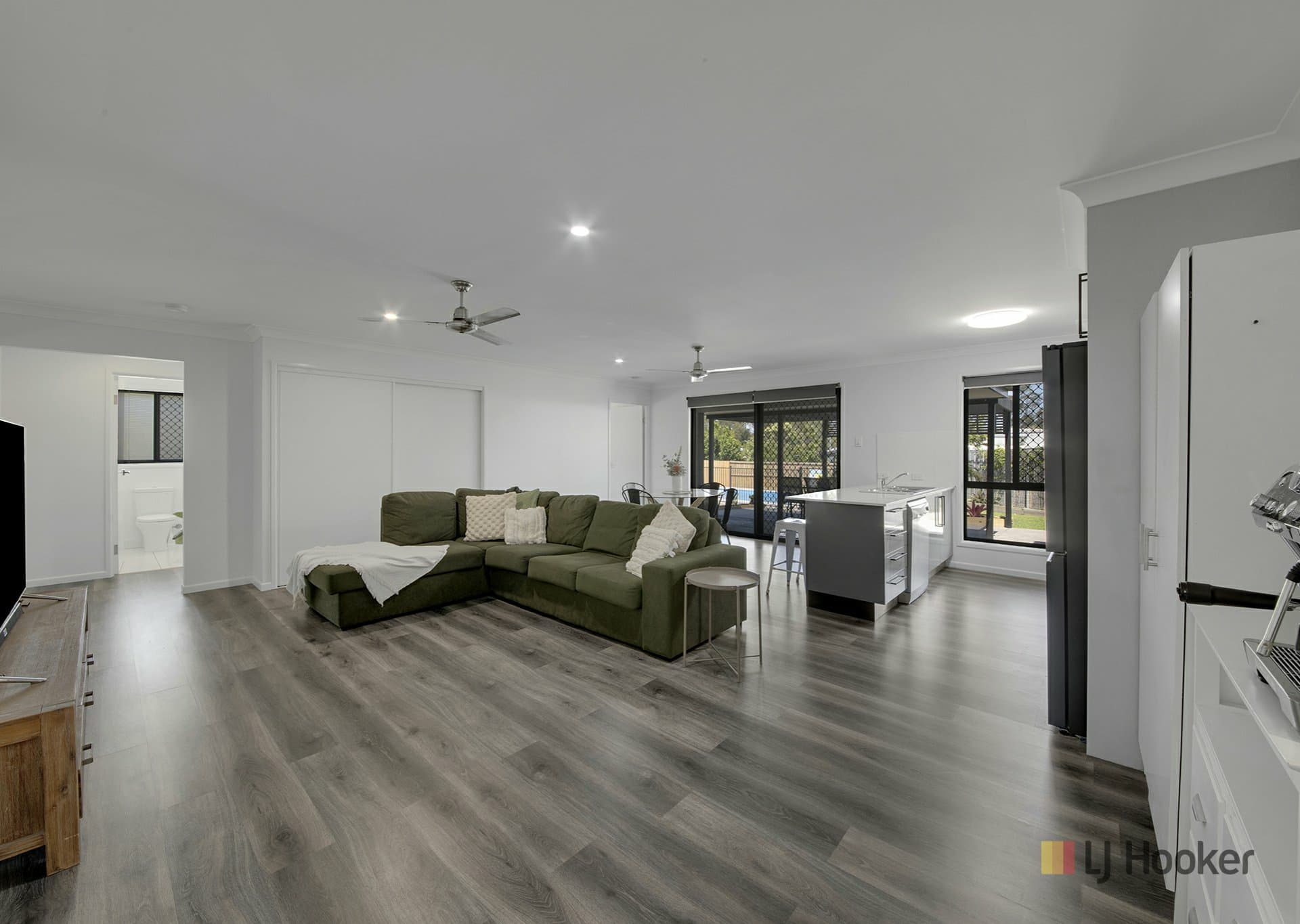 14 Brush Tail Court, Boyne Island, Boyne Island - Thumbnail 4