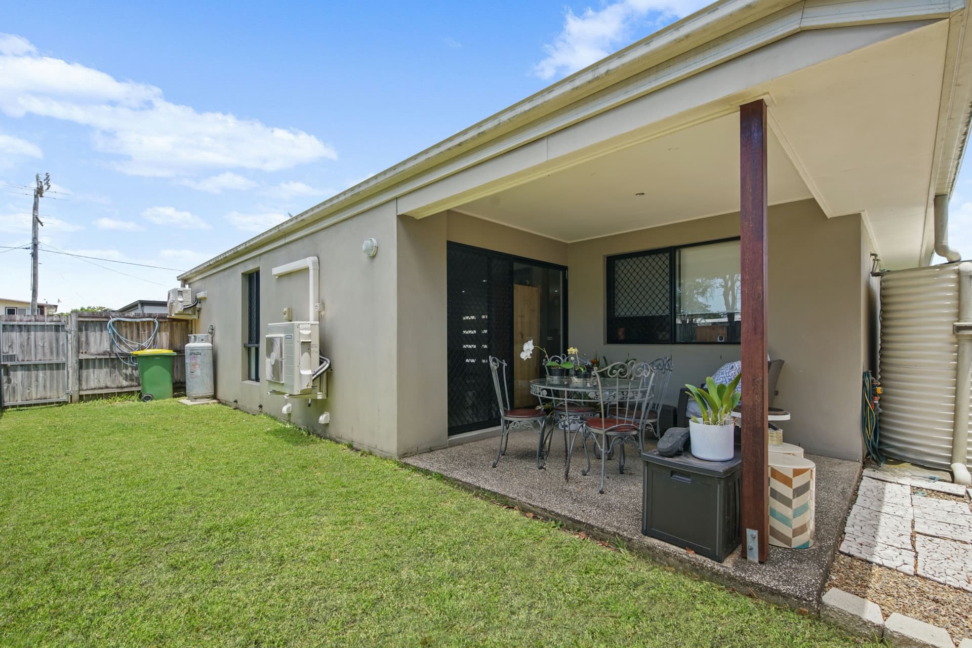 2D Mansfield Drive, Beaconsfield, Beaconsfield - Thumbnail 3