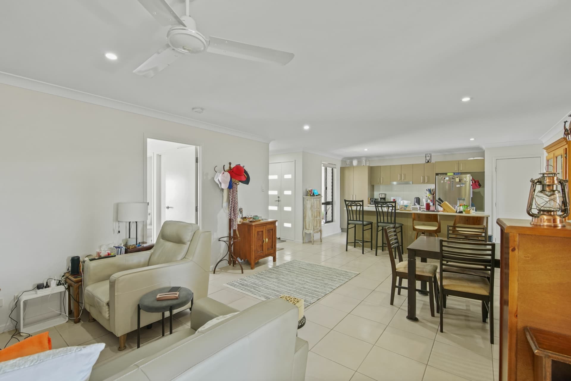 2D Mansfield Drive, Beaconsfield, Beaconsfield - Thumbnail 5