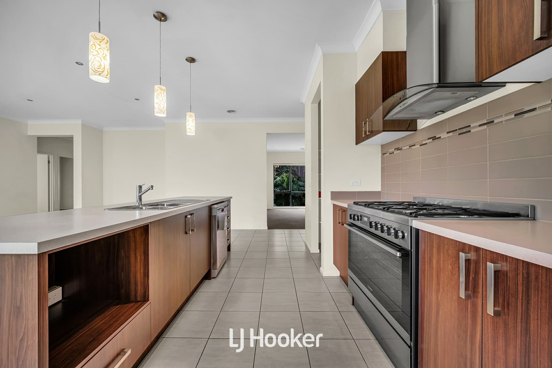11 Rose Garden Avenue, Officer, Officer - Thumbnail 8