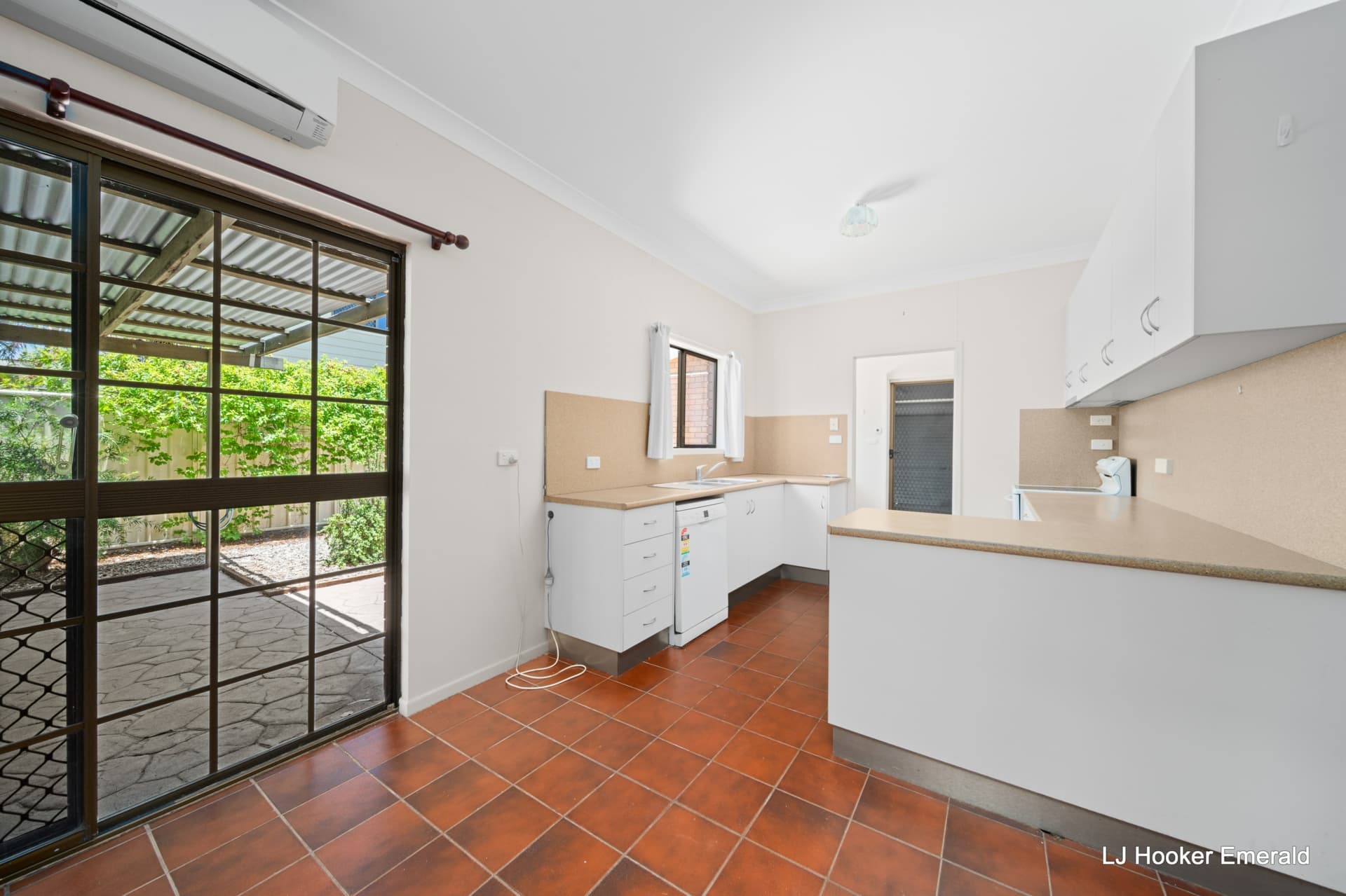 12 Morse Street, Emerald, Emerald - Thumbnail 6