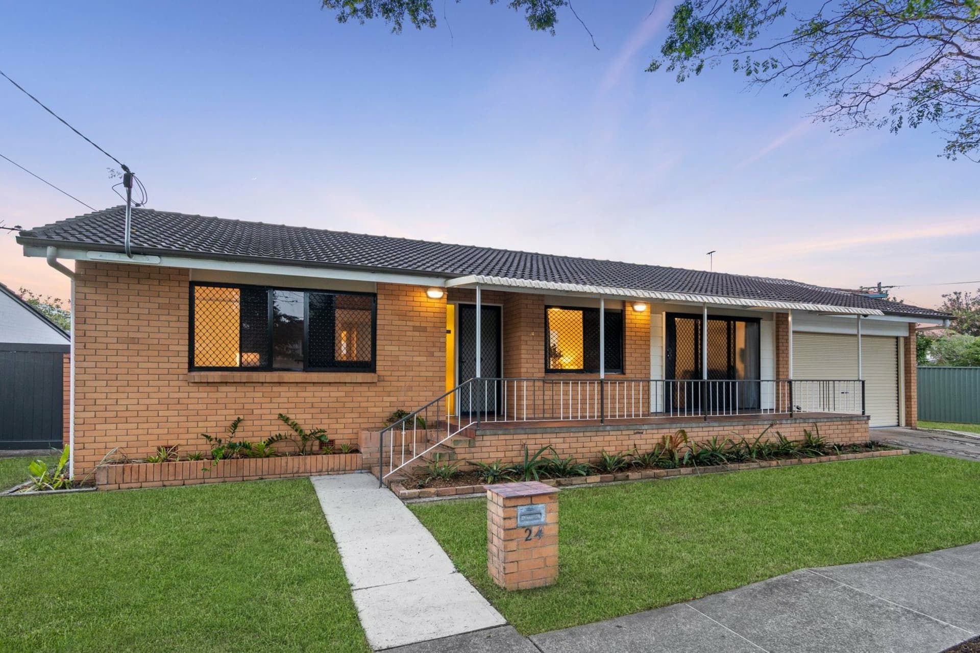 24 Bedser Street, Macgregor, Macgregor - Image 1