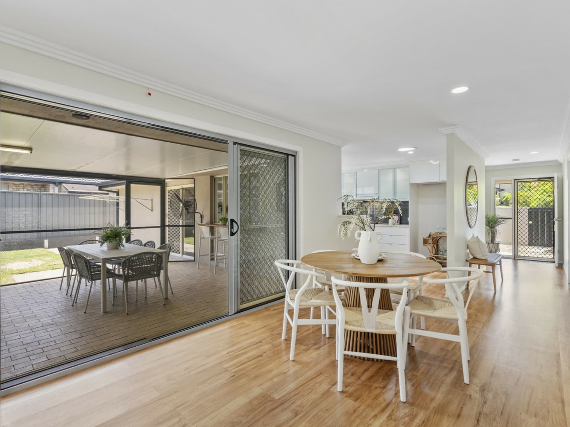 113 Pacific Pines Boulevard, Pacific Pines, Pacific Pines - Thumbnail 3