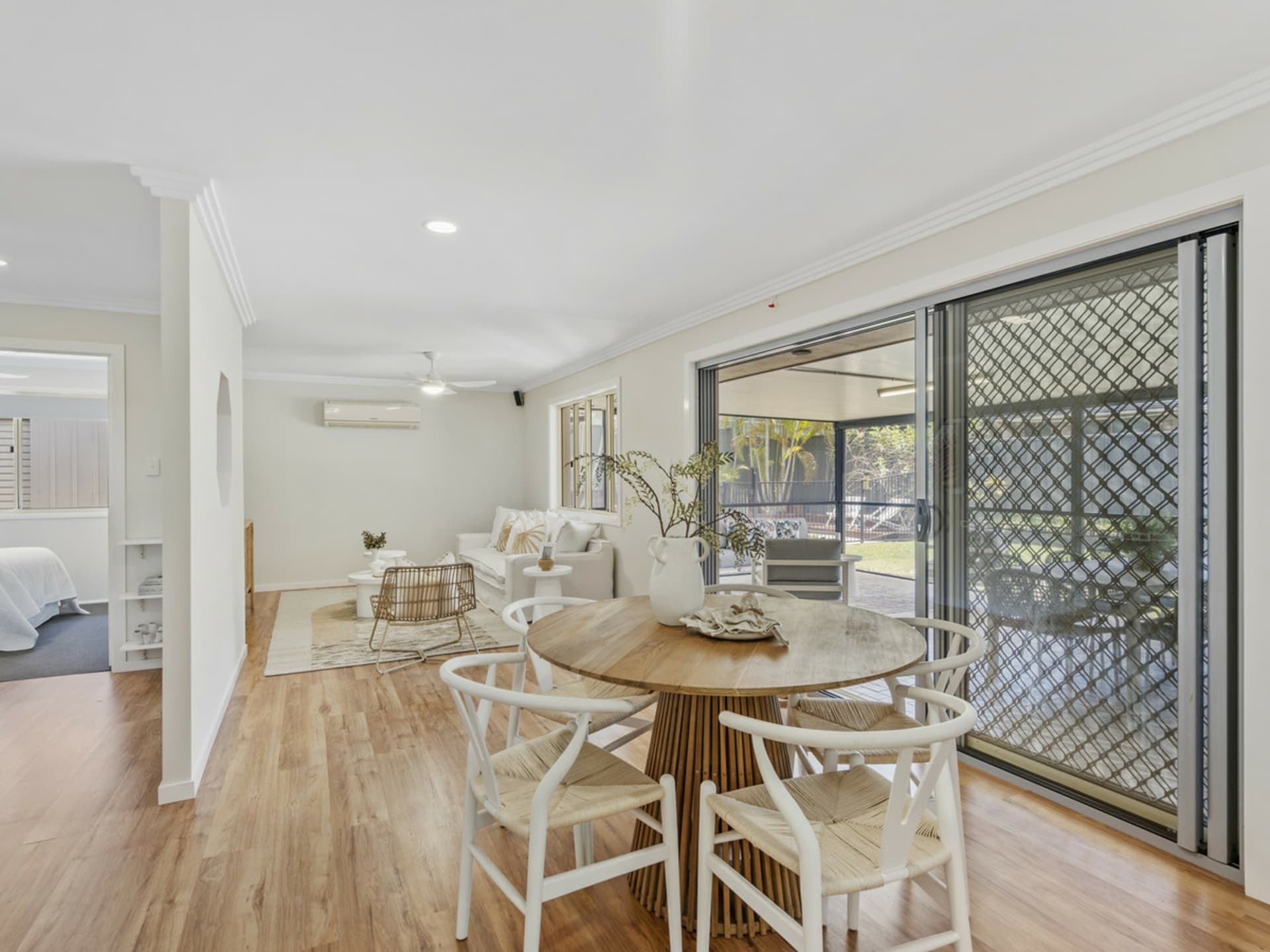 113 Pacific Pines Boulevard, Pacific Pines, Pacific Pines - Thumbnail 6