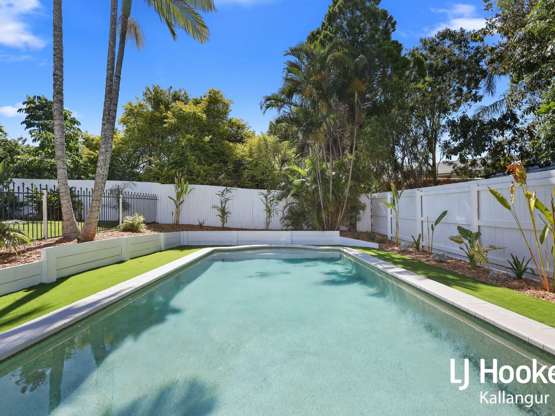 22 Castle Hill Drive, Murrumba Downs, Murrumba Downs - Thumbnail 2