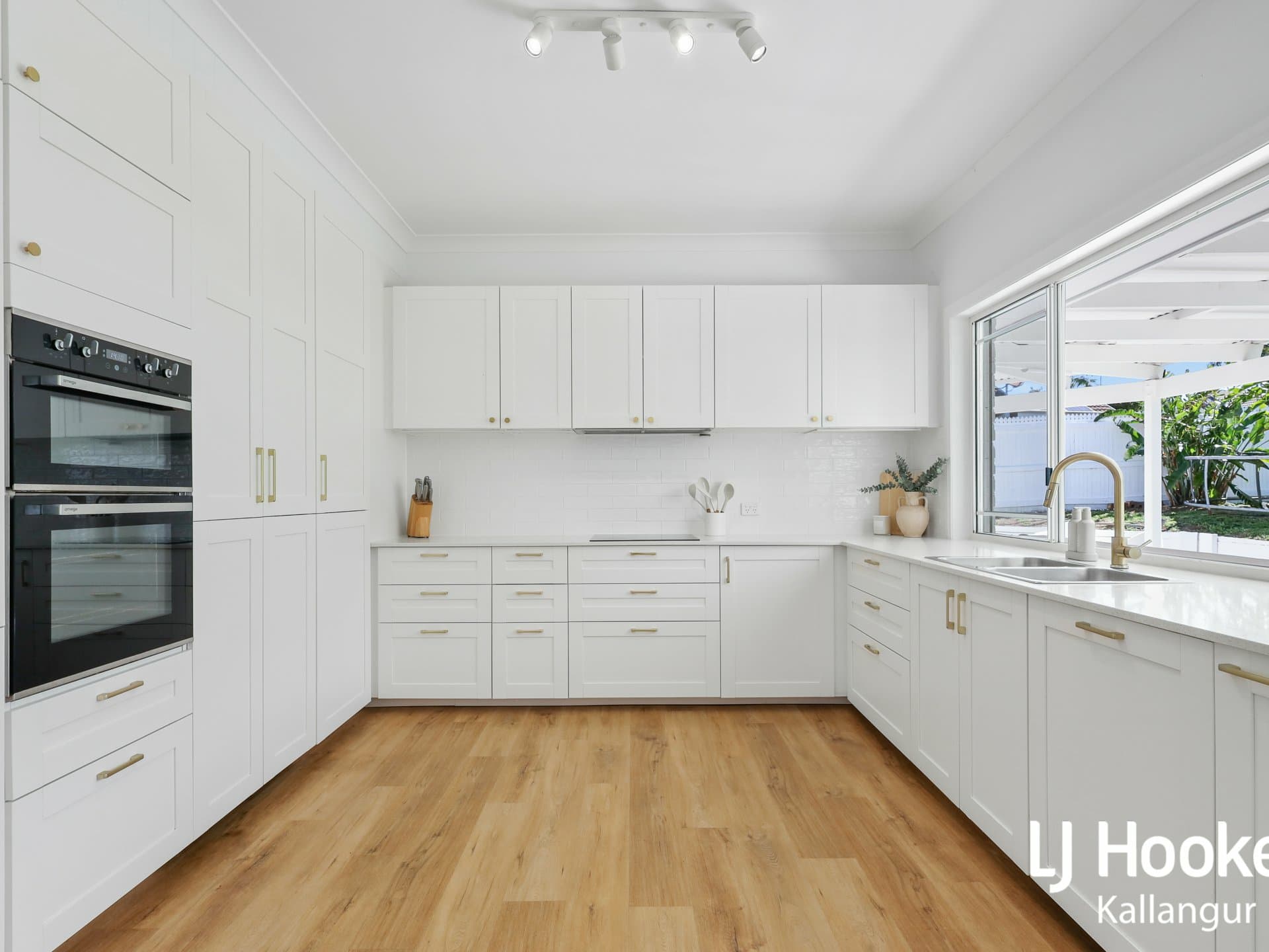 22 Castle Hill Drive, Murrumba Downs, Murrumba Downs - Thumbnail 4