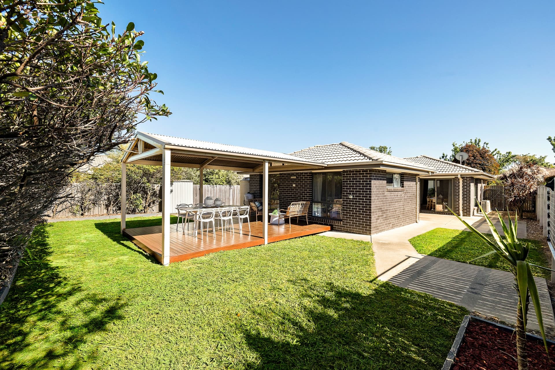14 Constance Stone Street, Macgregor, Macgregor - Thumbnail 3