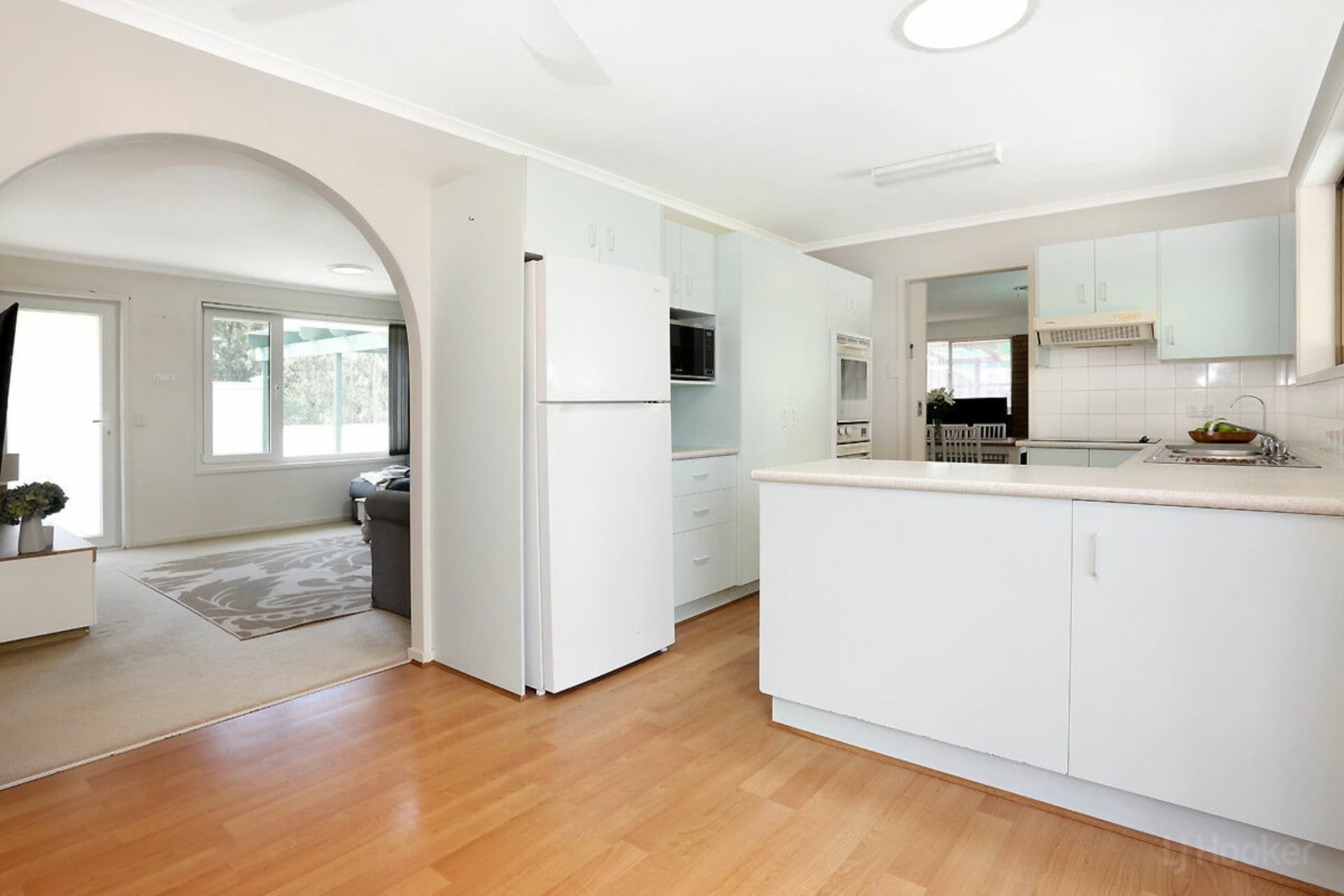 256 Oxley Drive, Coombabah, Coombabah - Thumbnail 2