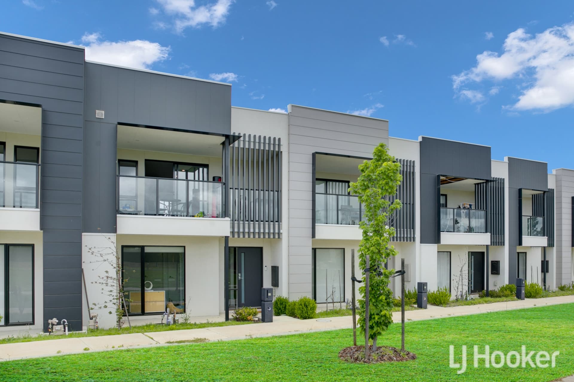 22 Odsal Walk, Strathtulloh, Strathtulloh - Thumbnail 3