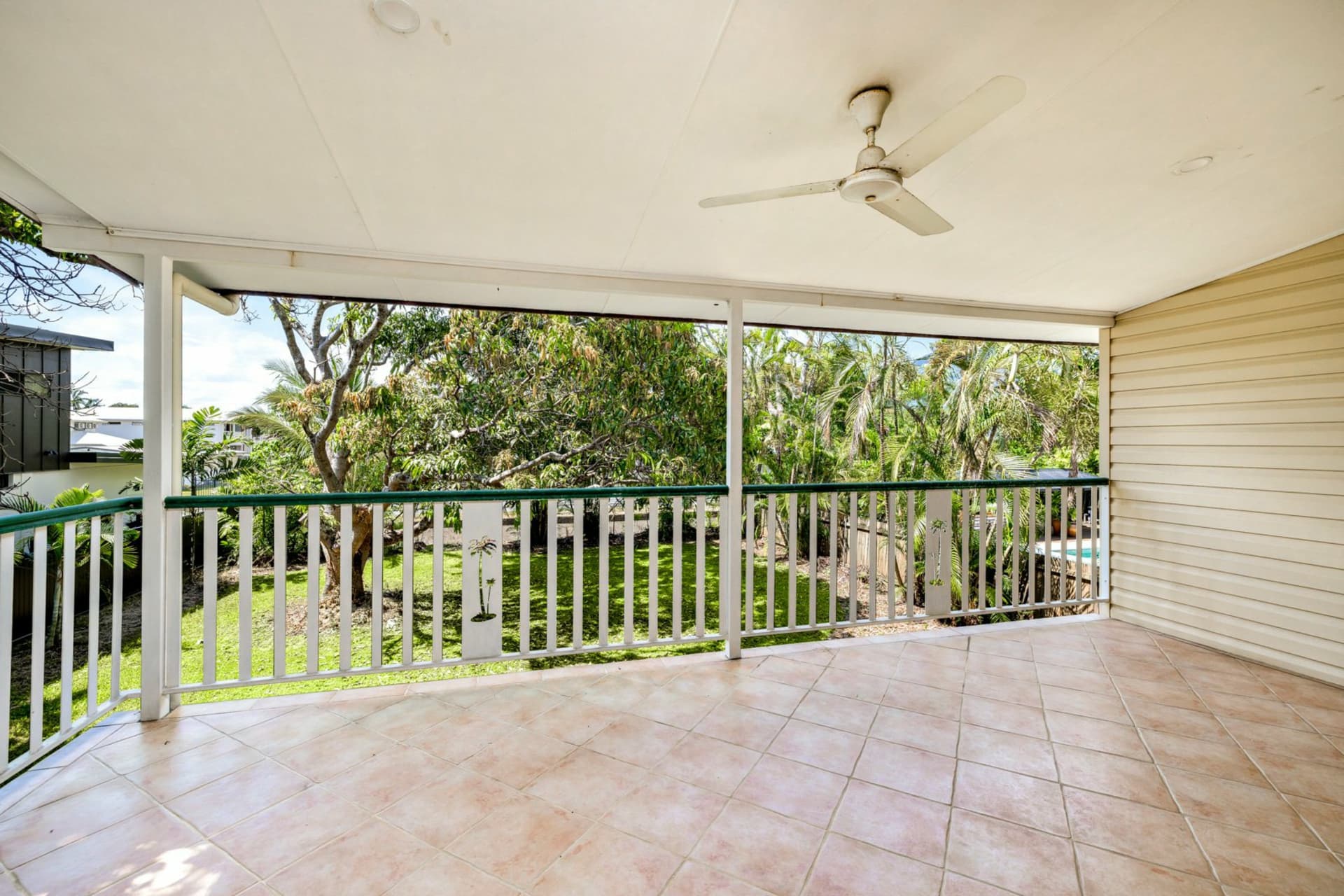139 Greenslopes Street, Edge Hill, Edge Hill - Thumbnail 2