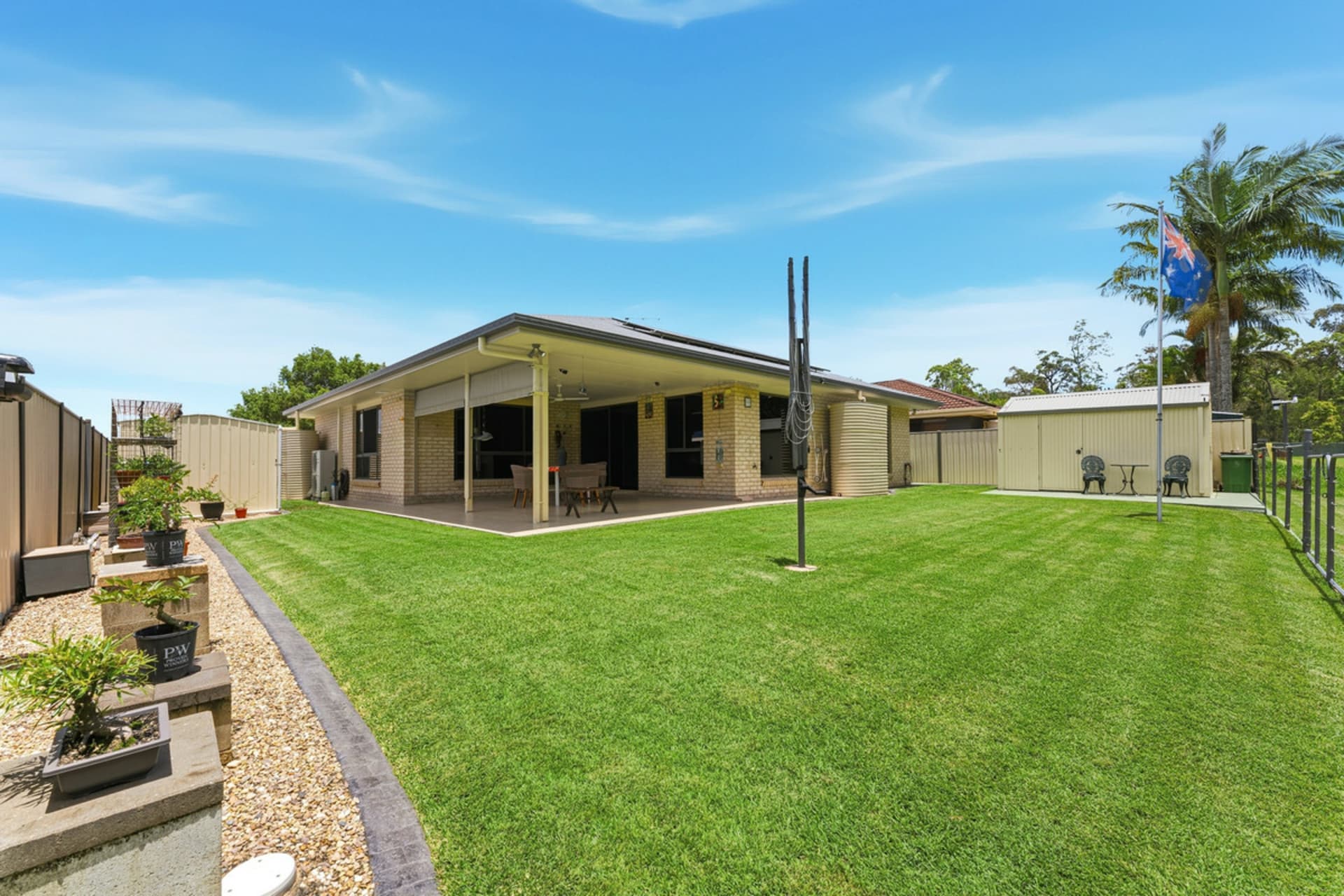 5 Winston Court, Landsborough, Landsborough - Thumbnail 2