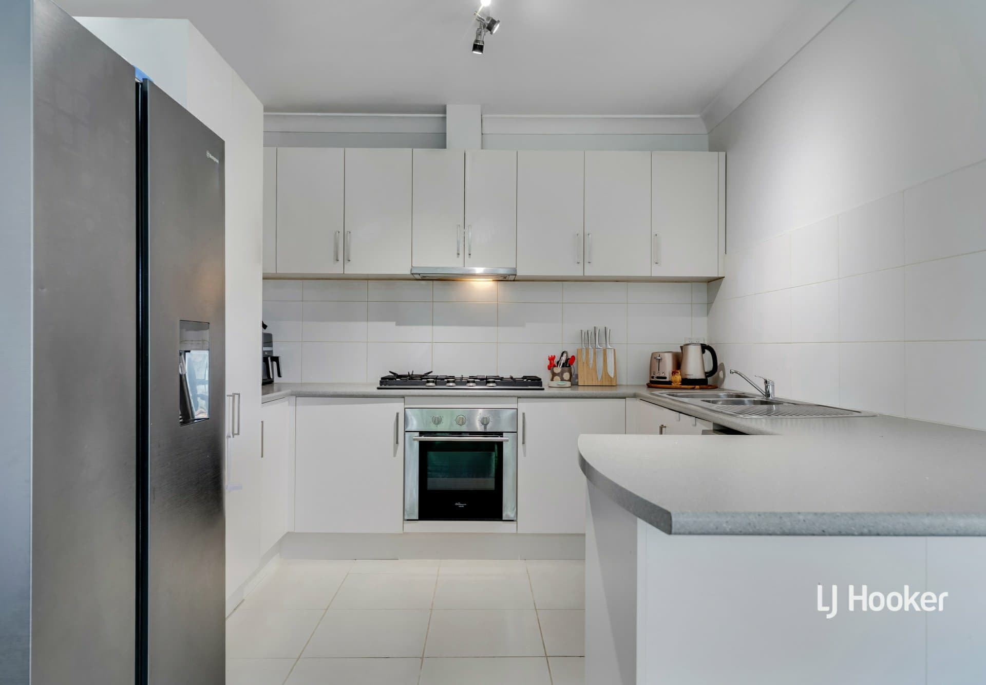 14 Burges Lane, Broadford, Broadford - Thumbnail 5