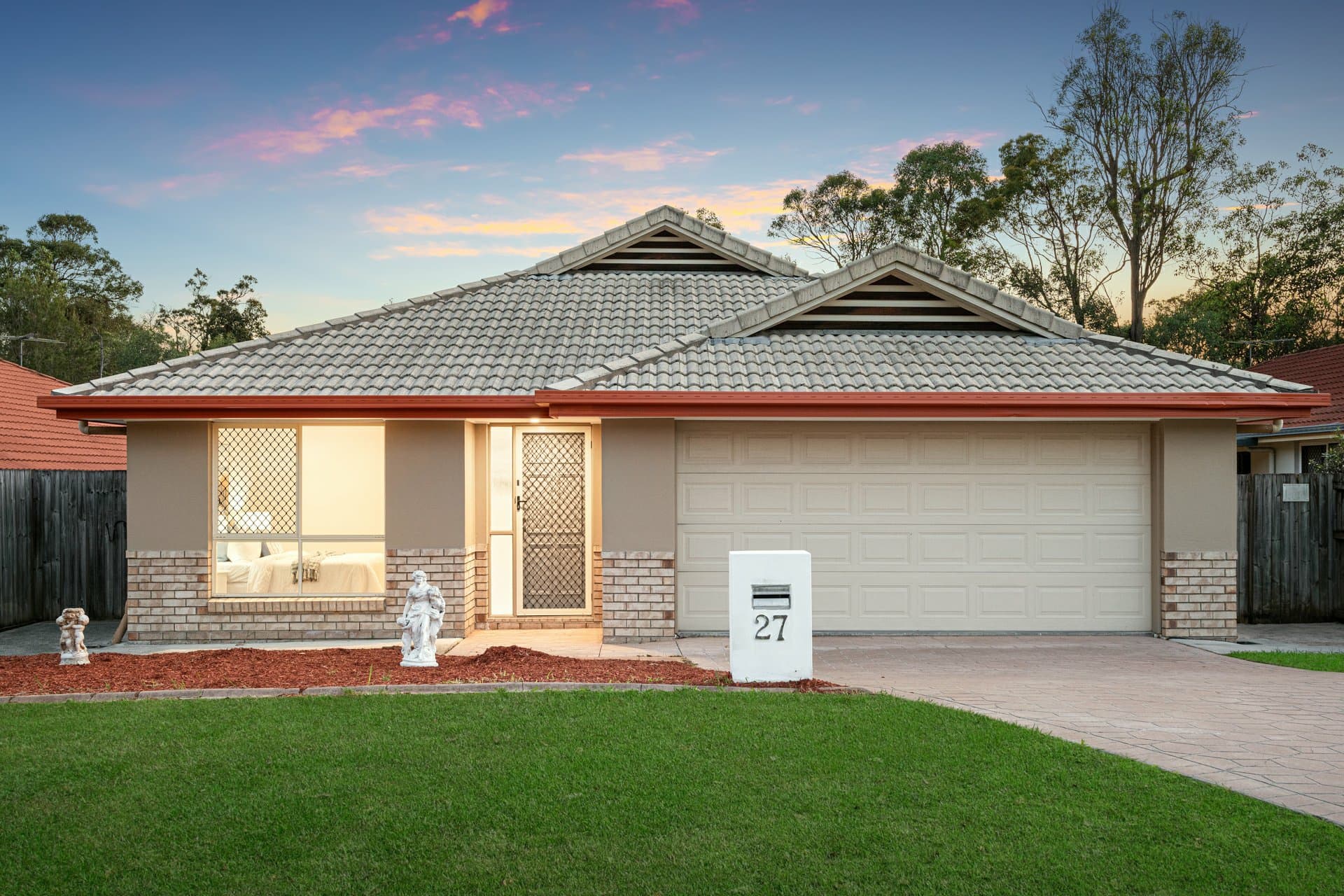 27 Gippsland Place, Calamvale, Calamvale - Image 1