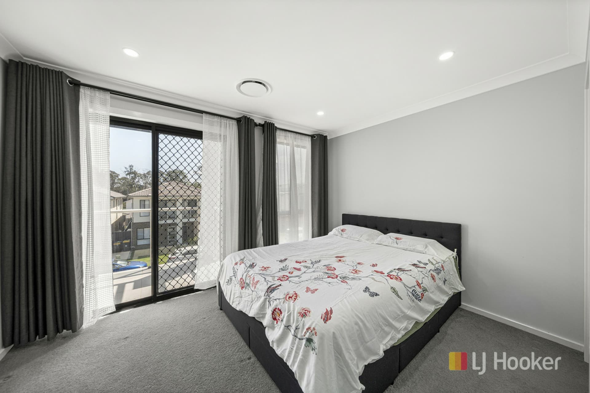 17 Fernyhough Street, Rouse Hill, Rouse Hill - Thumbnail 5