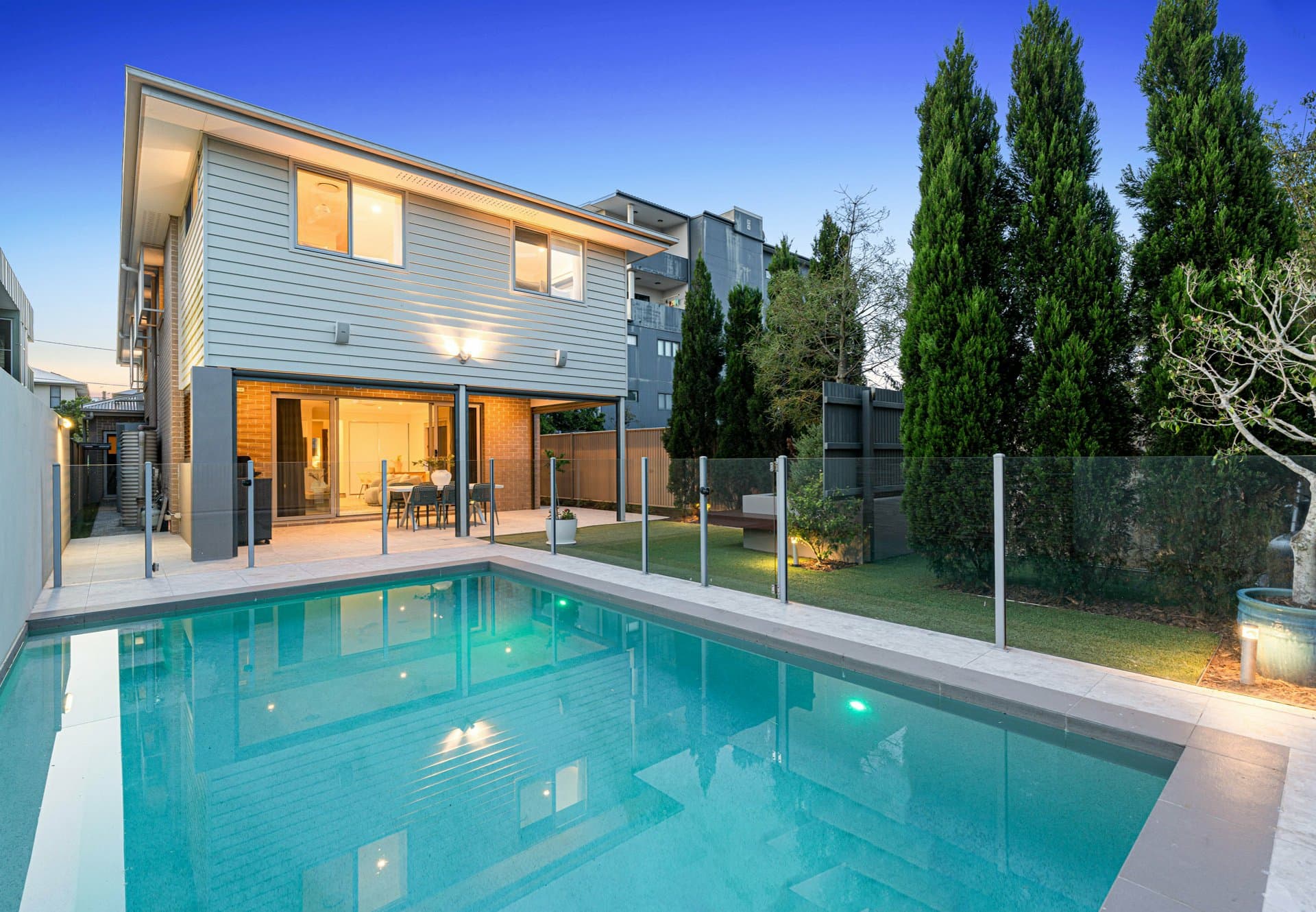 10 Shelley Street, Cannon Hill, Cannon Hill - Thumbnail 2