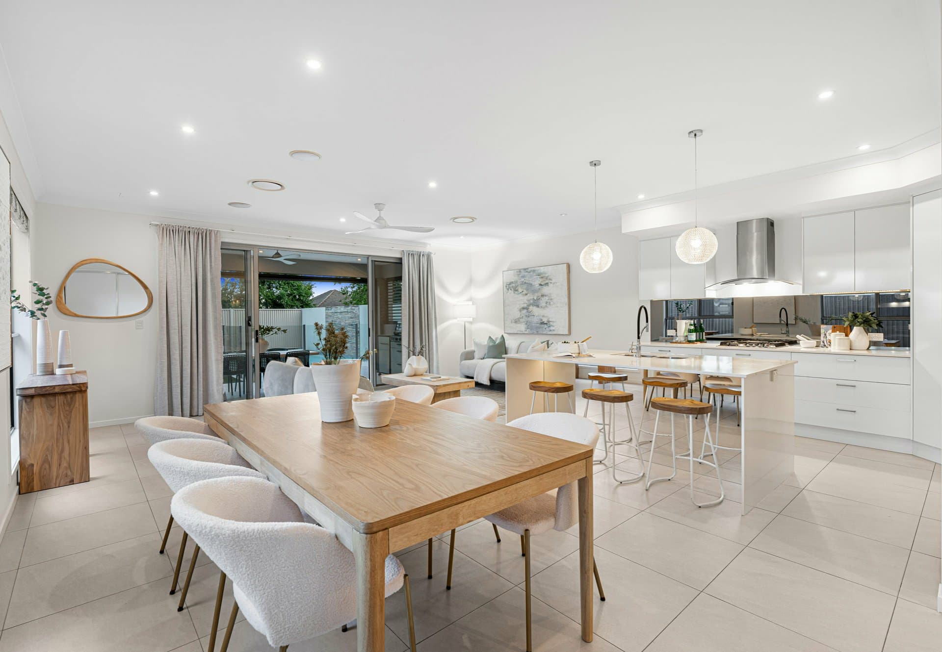 10 Shelley Street, Cannon Hill, Cannon Hill - Thumbnail 4