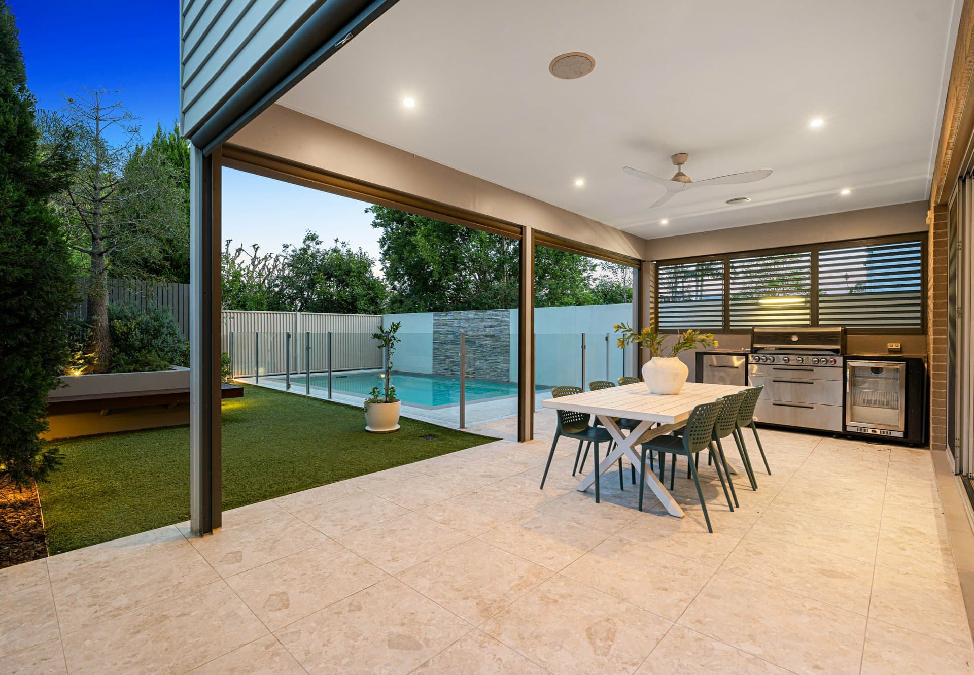 10 Shelley Street, Cannon Hill, Cannon Hill - Thumbnail 8