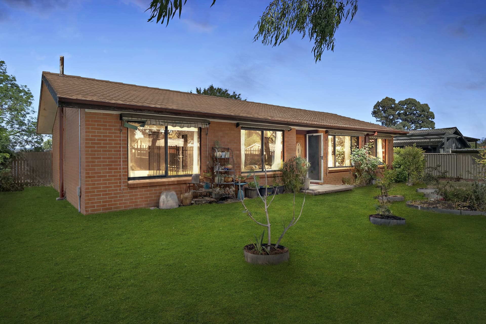 15 Macintyre Place, Charnwood, Charnwood - Image 1