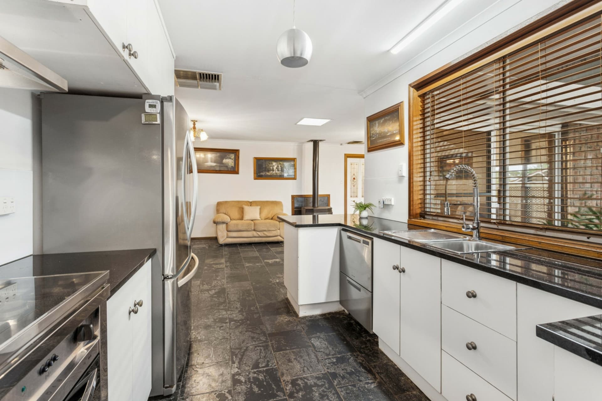 40 Mariners Drive, Surrey Downs, Surrey Downs - Thumbnail 8