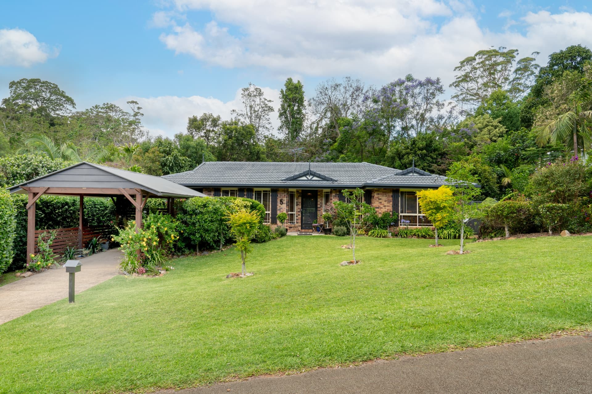 5 Mayon Court, Tamborine Mountain, Tamborine Mountain - Thumbnail 3