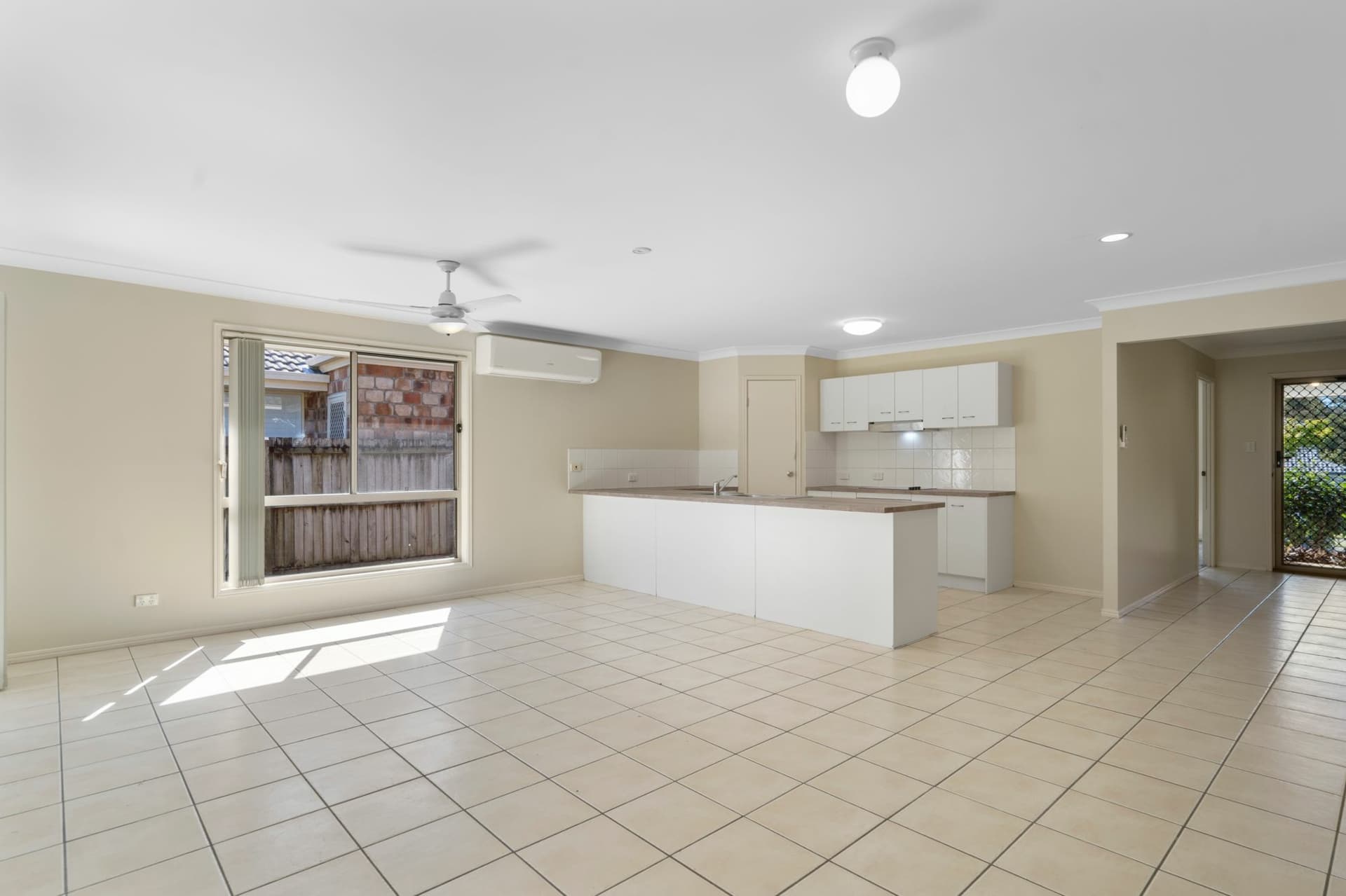 67 Gawain Drive, Ormeau, Ormeau - Thumbnail 4
