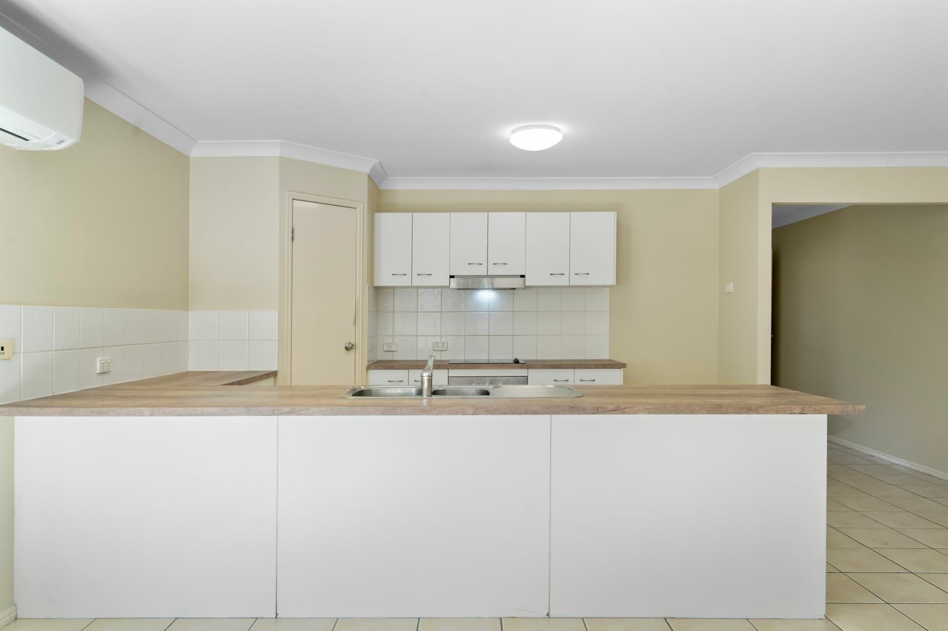 67 Gawain Drive, Ormeau, Ormeau - Thumbnail 6